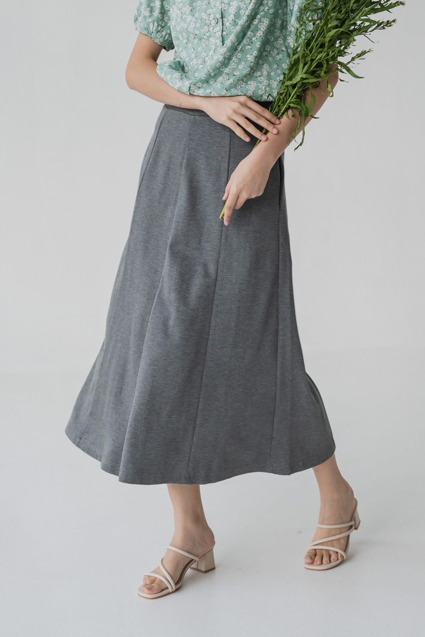 Amanda Panel Roma Skirt in Grey [ONLINE ONLY]