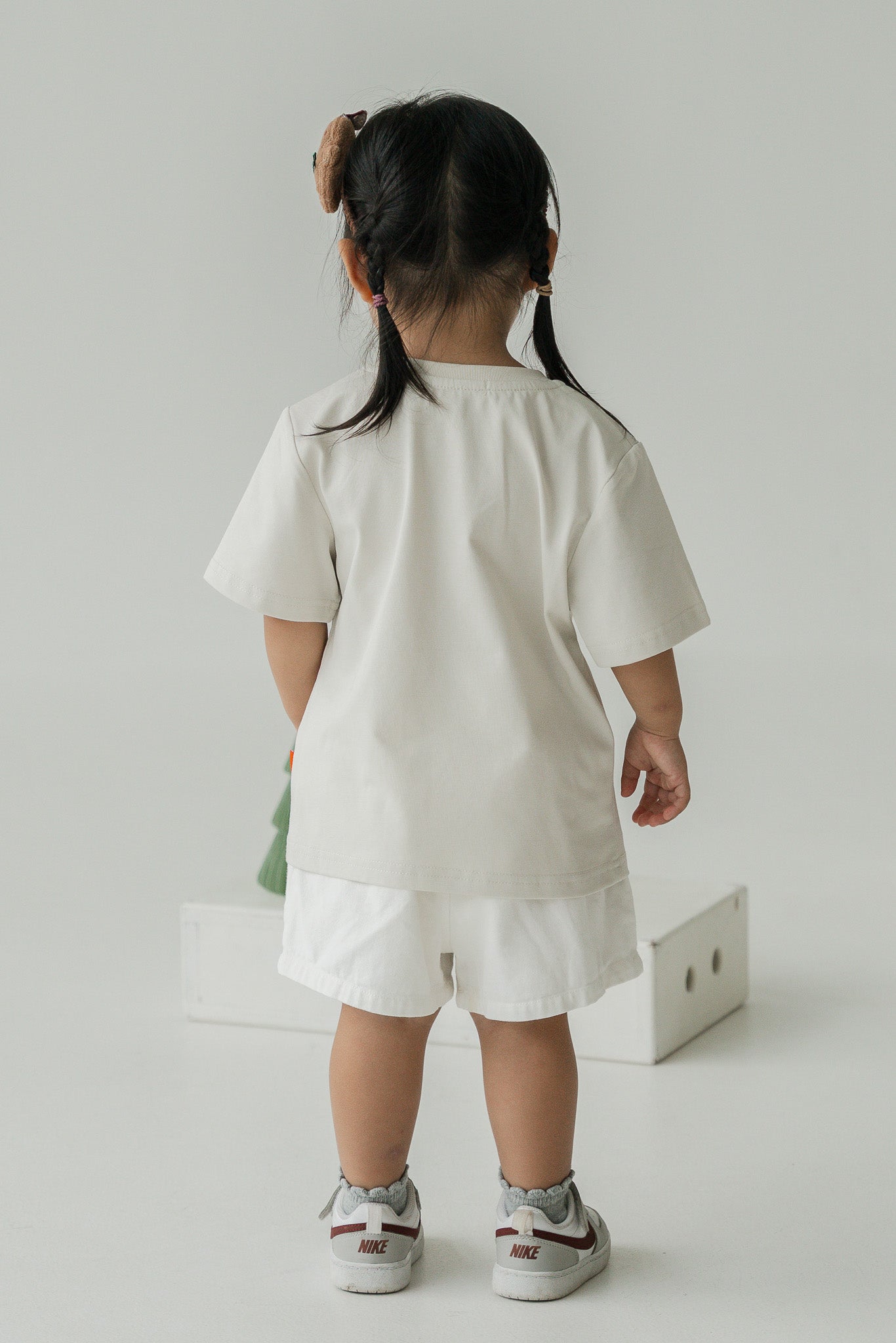 Holly Jolly Kid's Tee in Cream