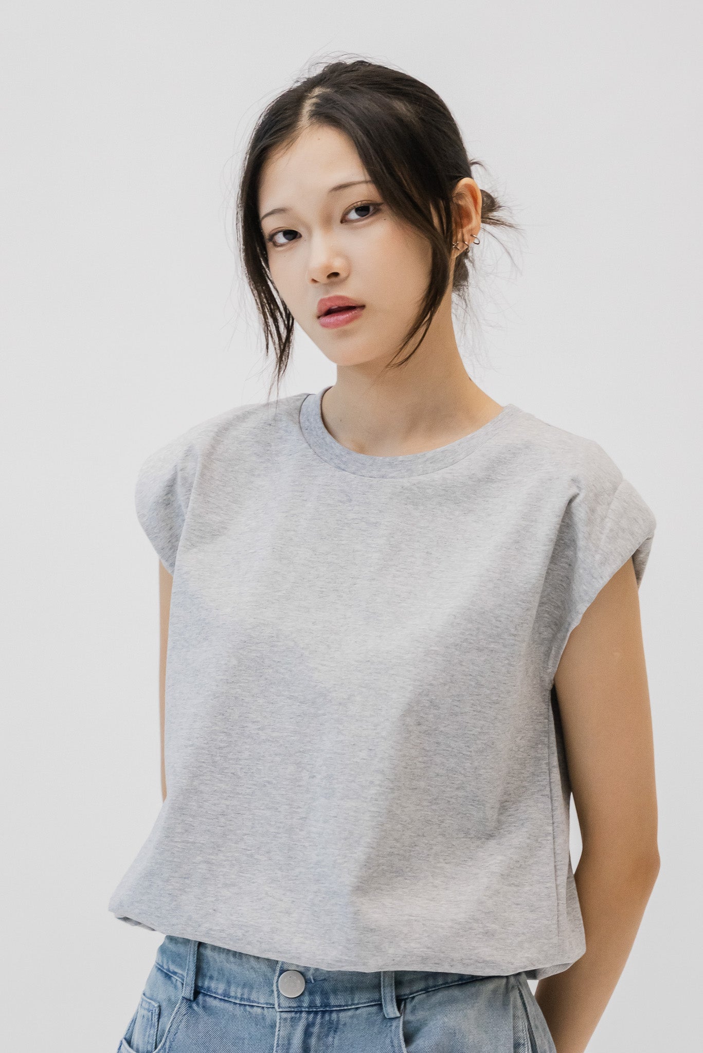 Oversized Muscle Tee in Gray