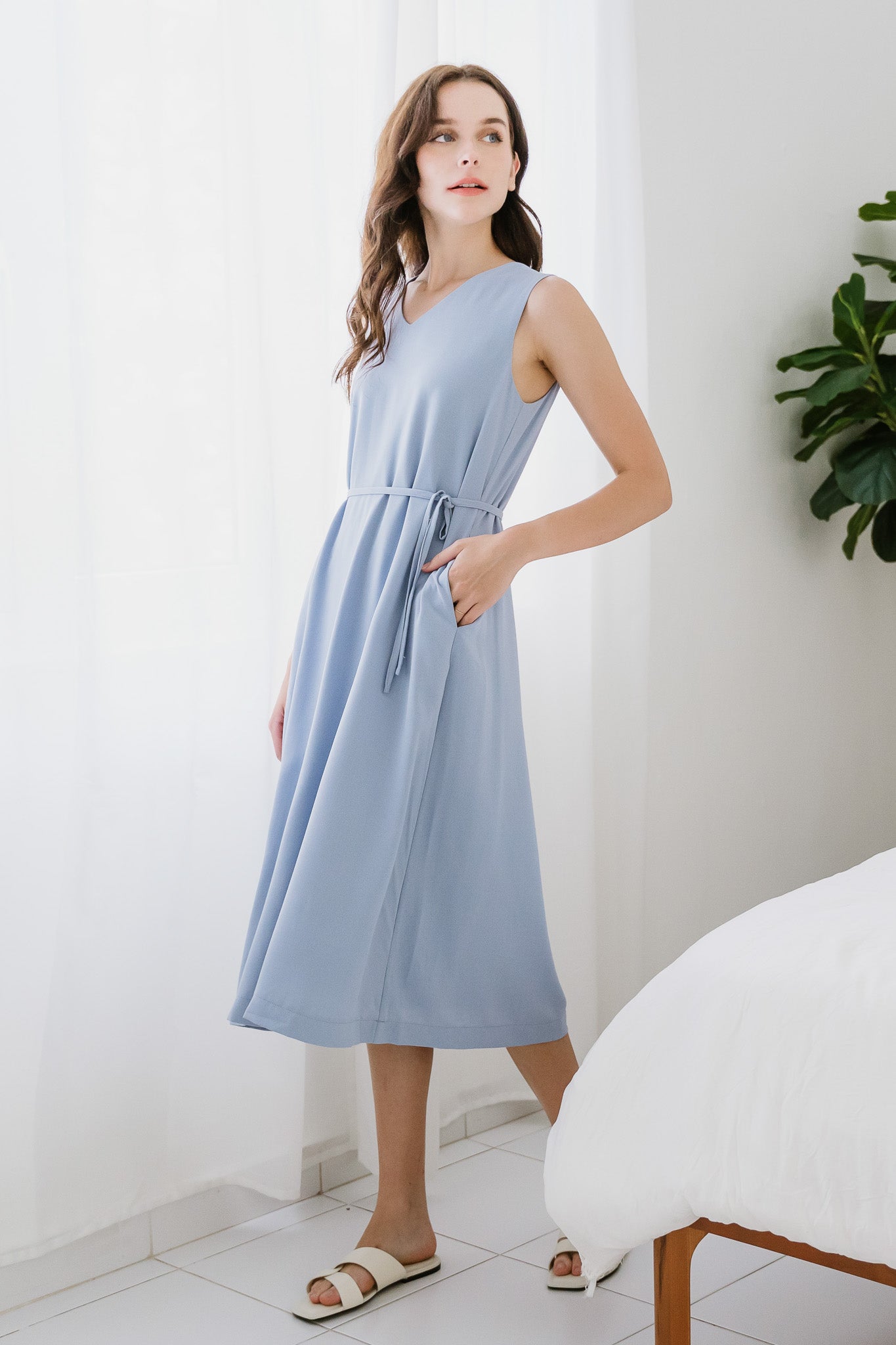 Narelle Pleat Detail Midi Dress in Blue [ONLINE ONLY]