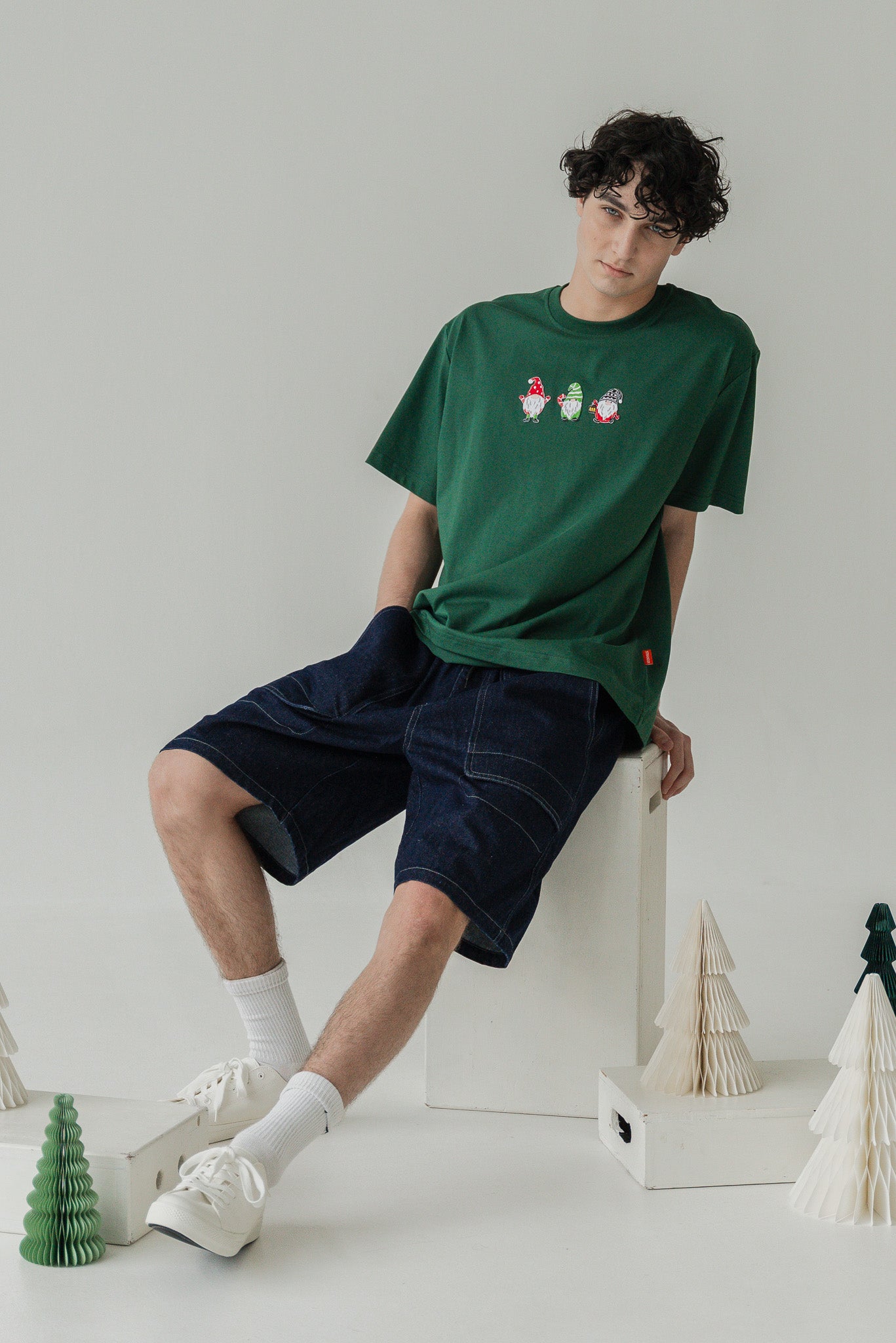 Holly Jolly Men's Tee in Green