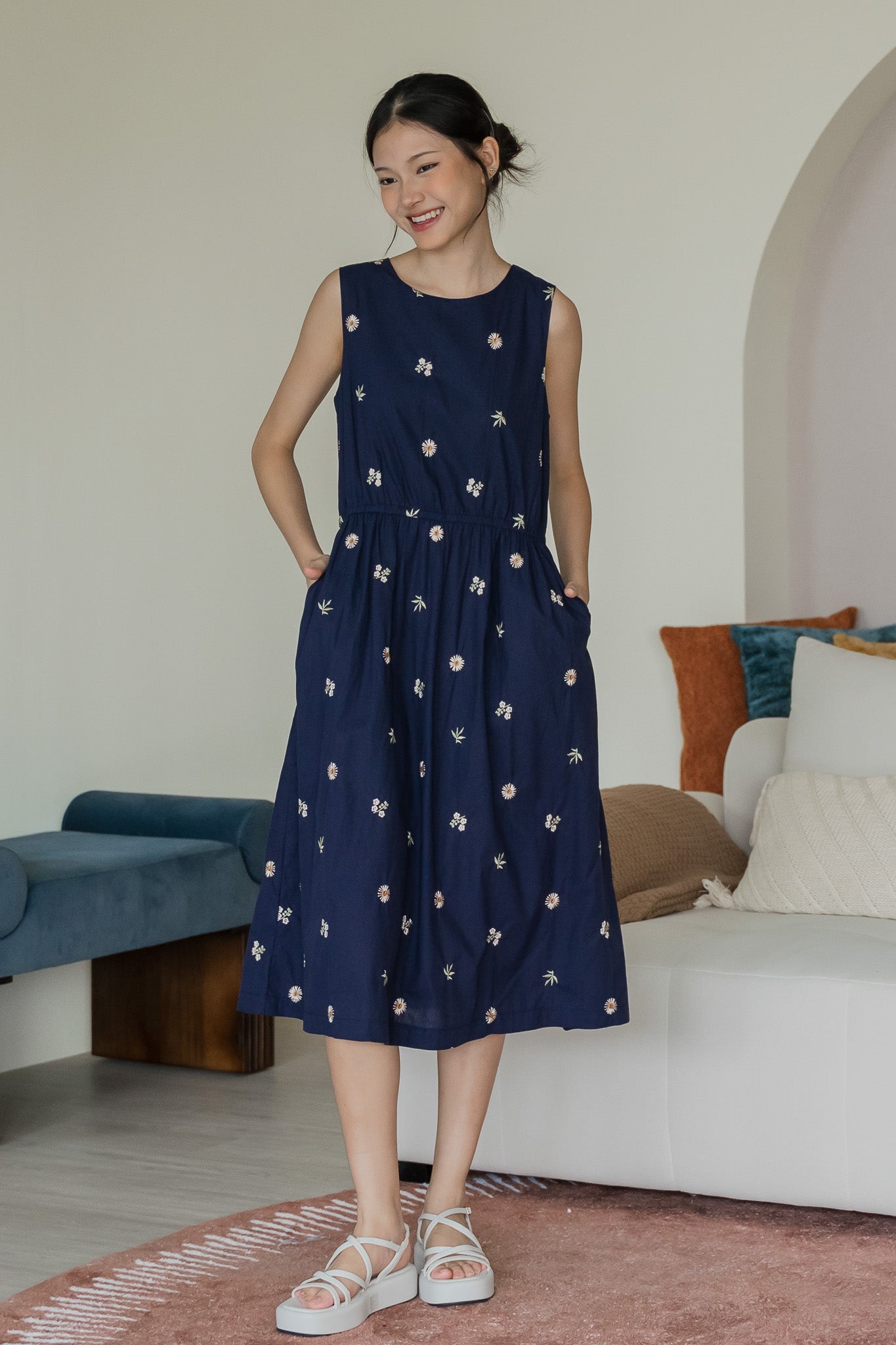 Carly Floral Embroidery Dress in Navy