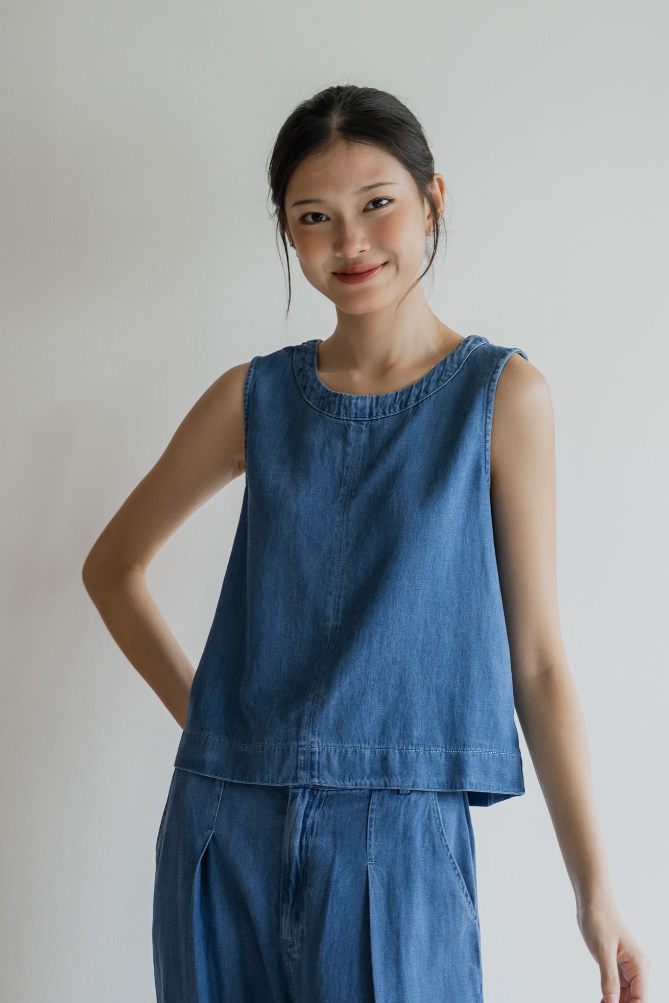 Yuki Tencel Denim Blouse in Light Wash