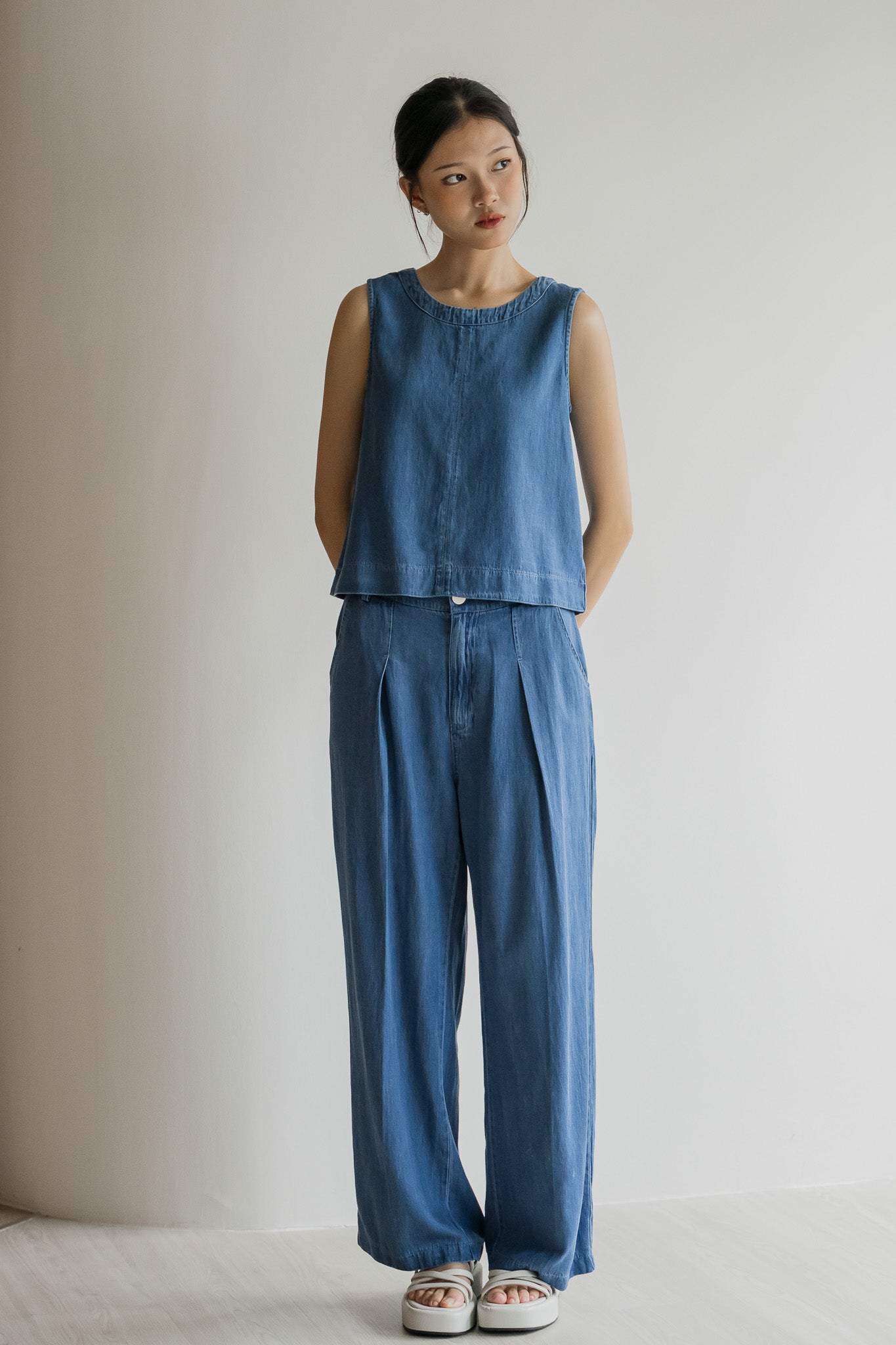 Yuki Tencel Denim Long Pants in Light Wash
