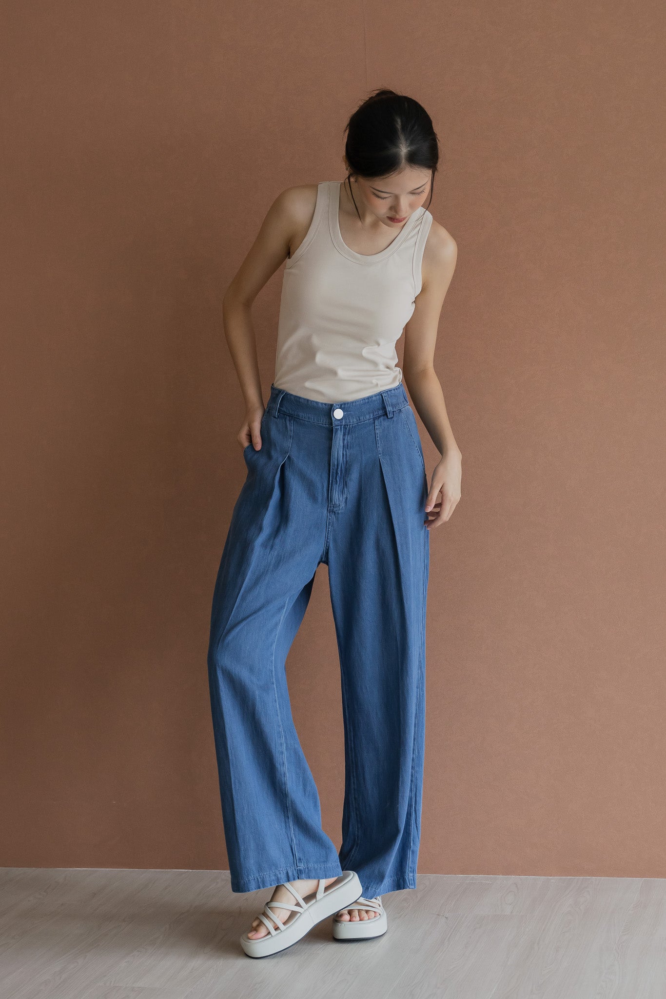 Yuki Tencel Denim Long Pants in Light Wash