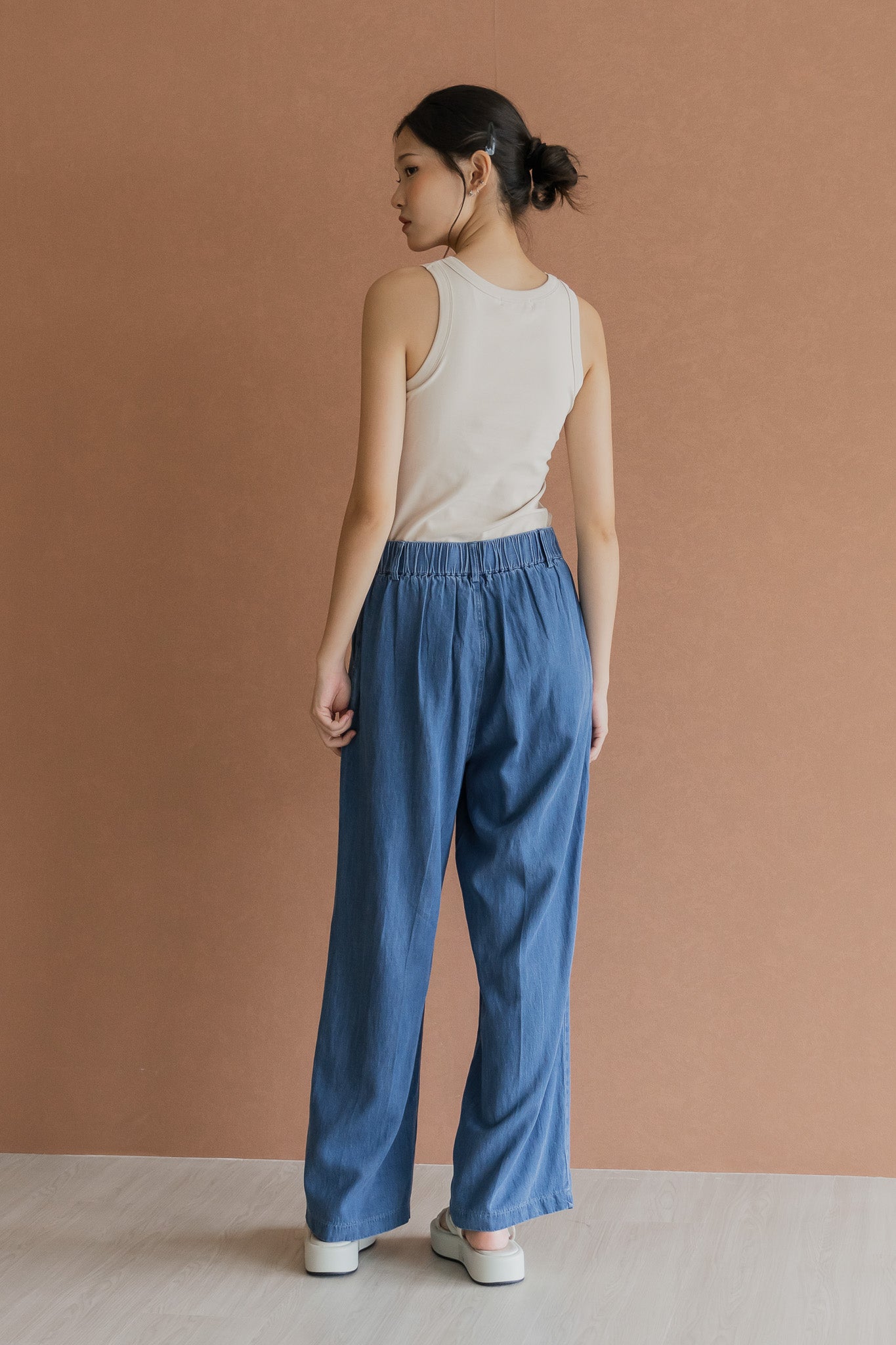 Yuki Tencel Denim Long Pants in Light Wash