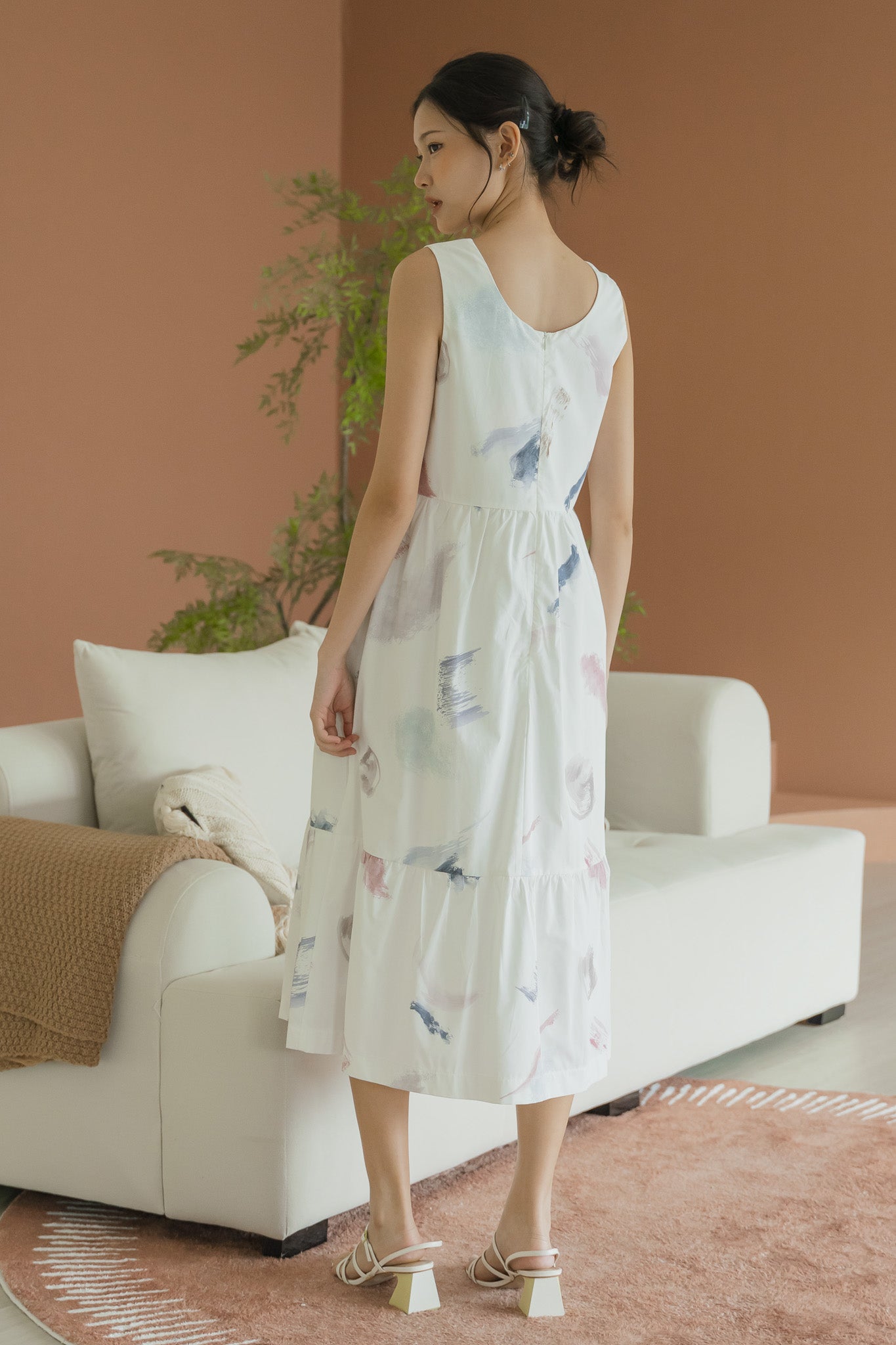 Reverie Sleeveless Midi Dress in Petal Dust