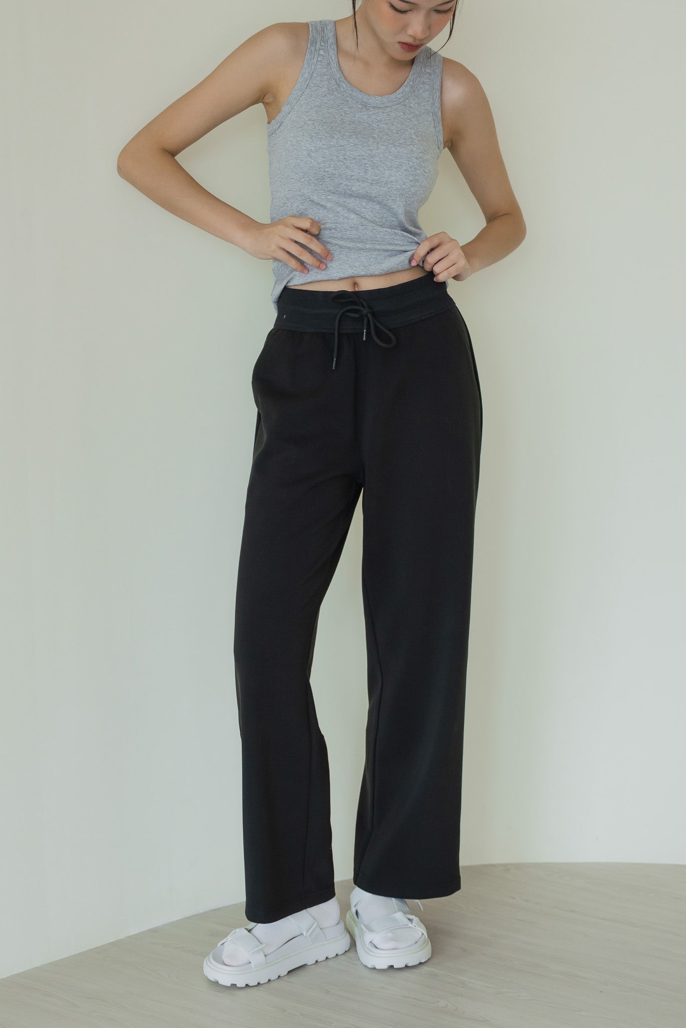 Super Comfortable Wide Legged Pants in Black