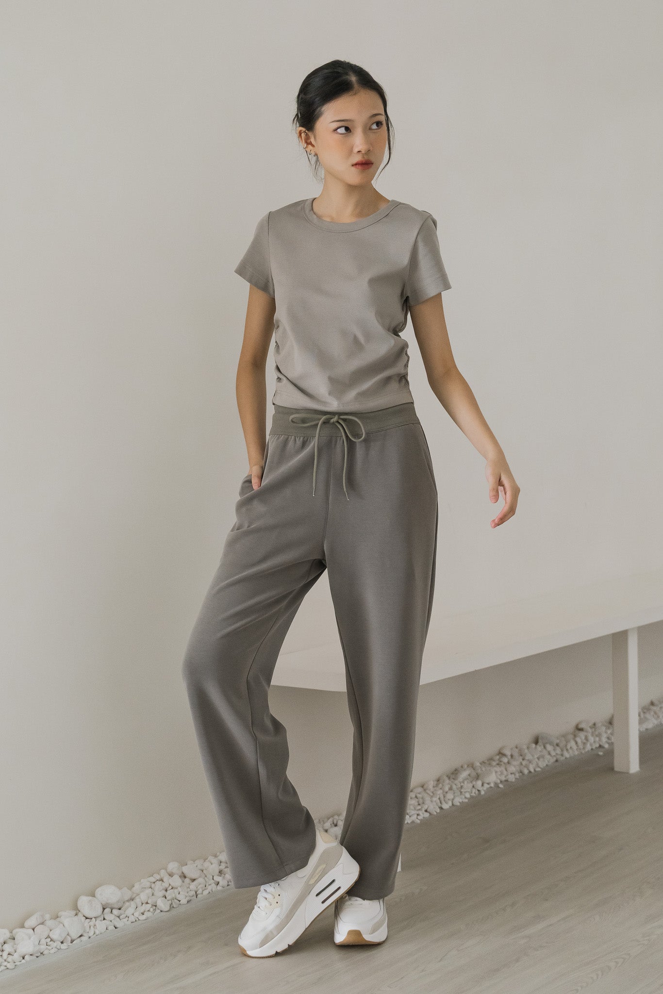 Super Comfortable Wide Legged Pants in Moss