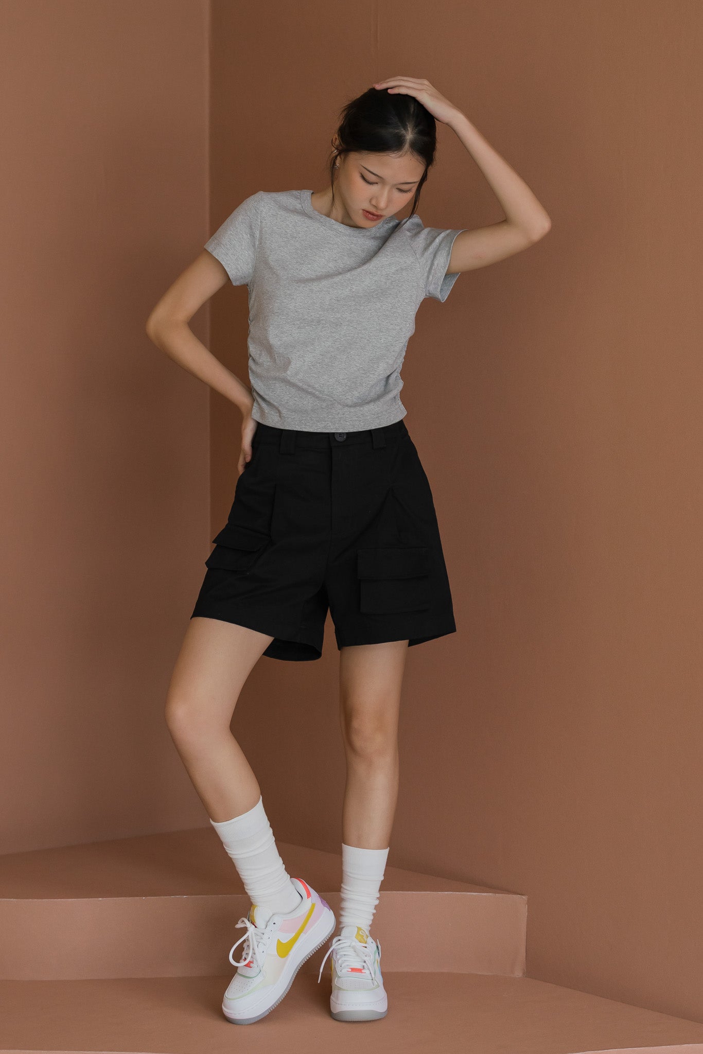 Cargo Twill Shorts in Black