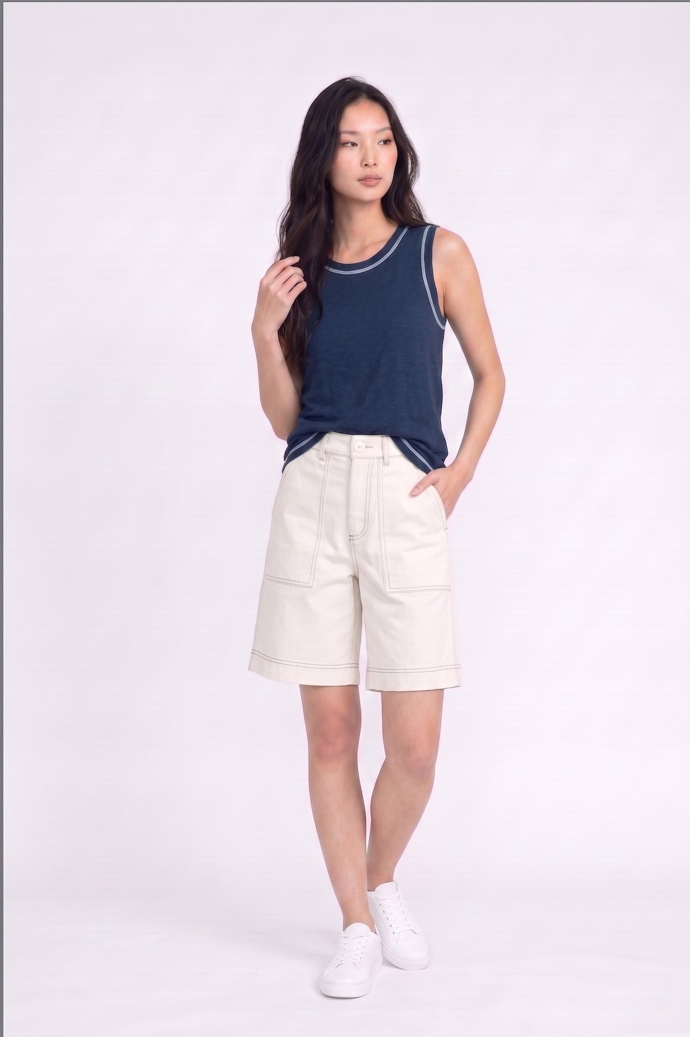 Contrast Stitch Tank Top in Navy+Cream