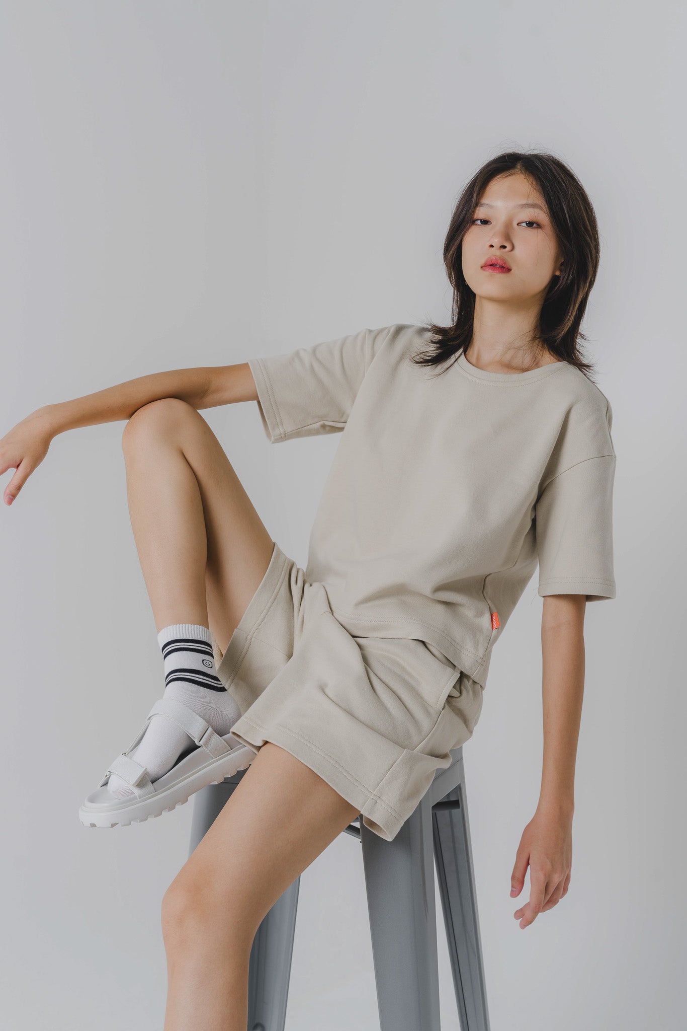 Staple Short Sleeve Sweat Shirt in Beige