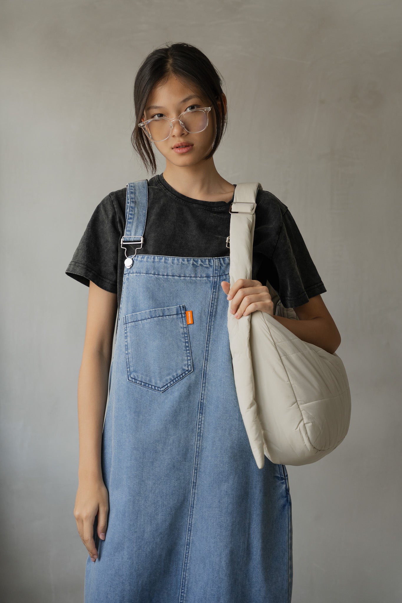 Puffy Sling Bag in Beige – First Stitch