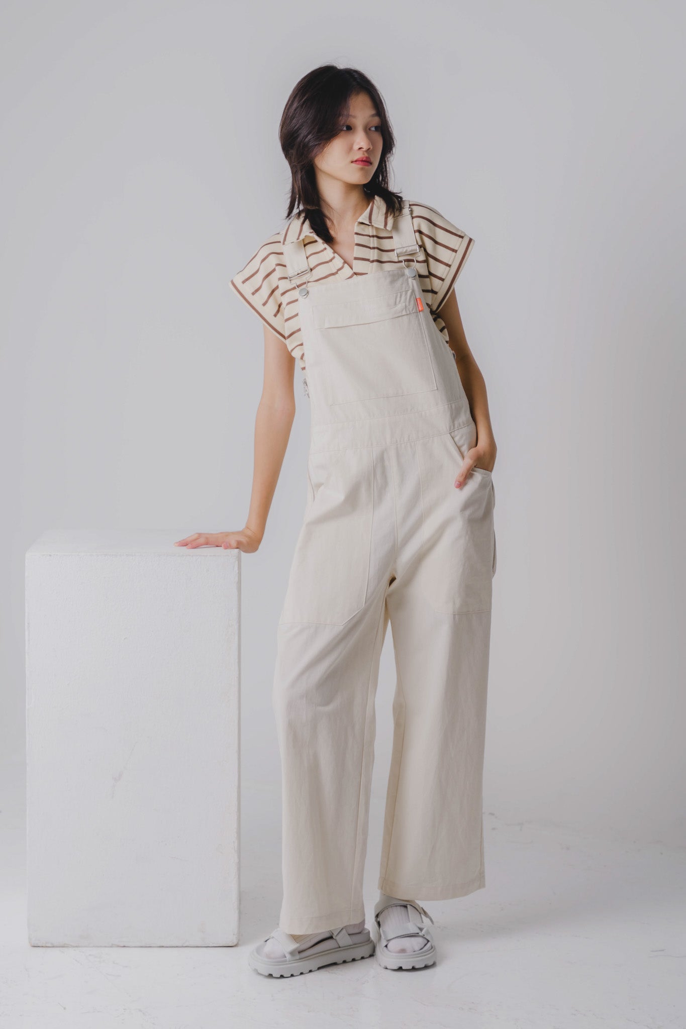 STRANGER Bib Overall in Cream