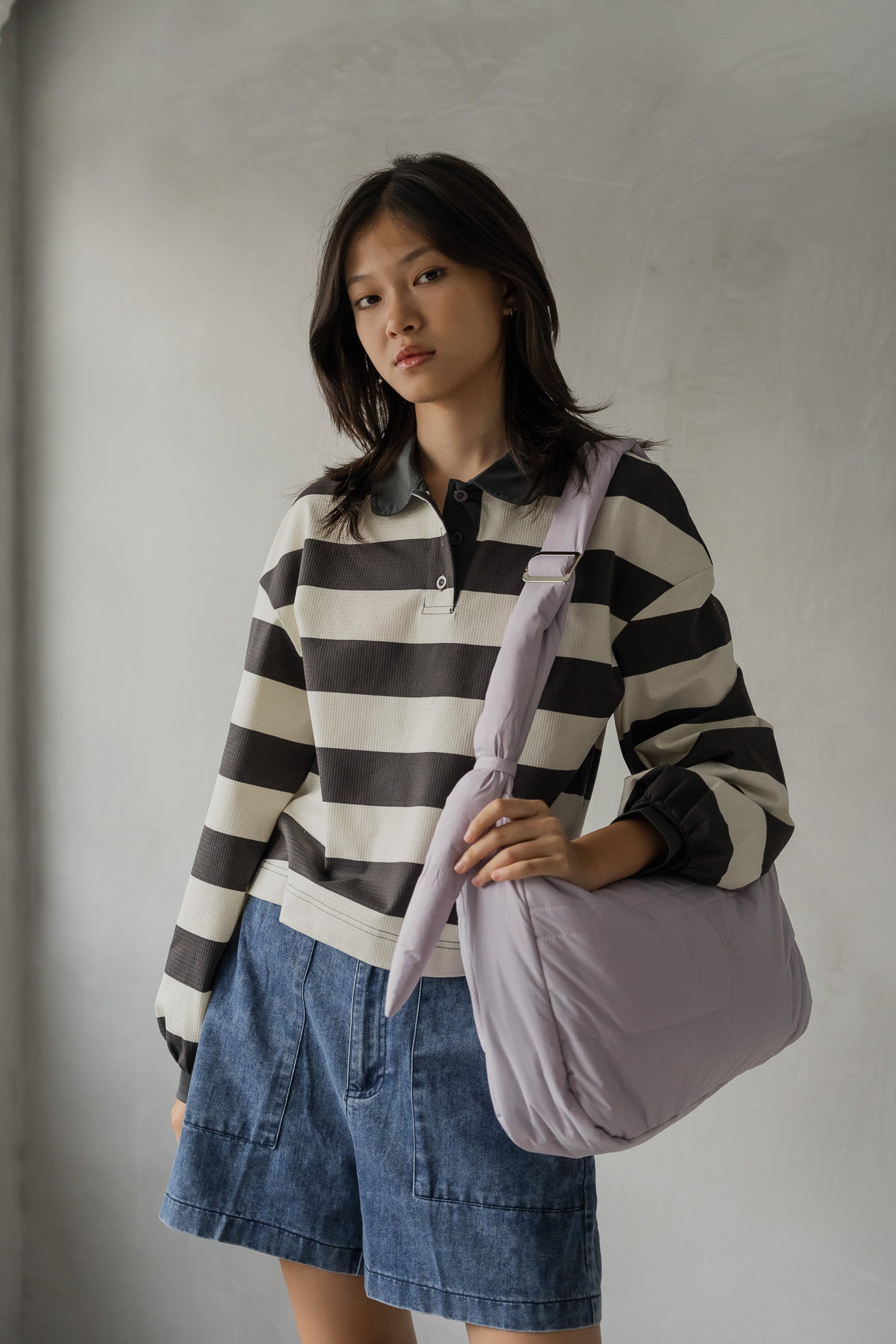 Puffy Sling Bag in Lilac