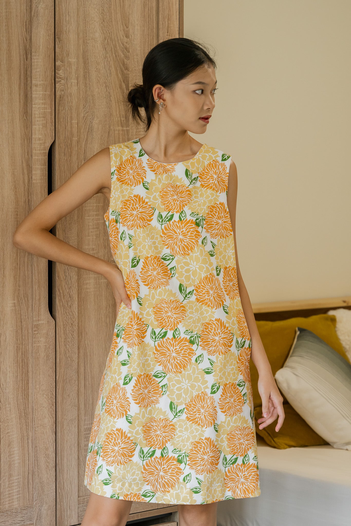 Spring Bloom Sleeveless Linen Dress