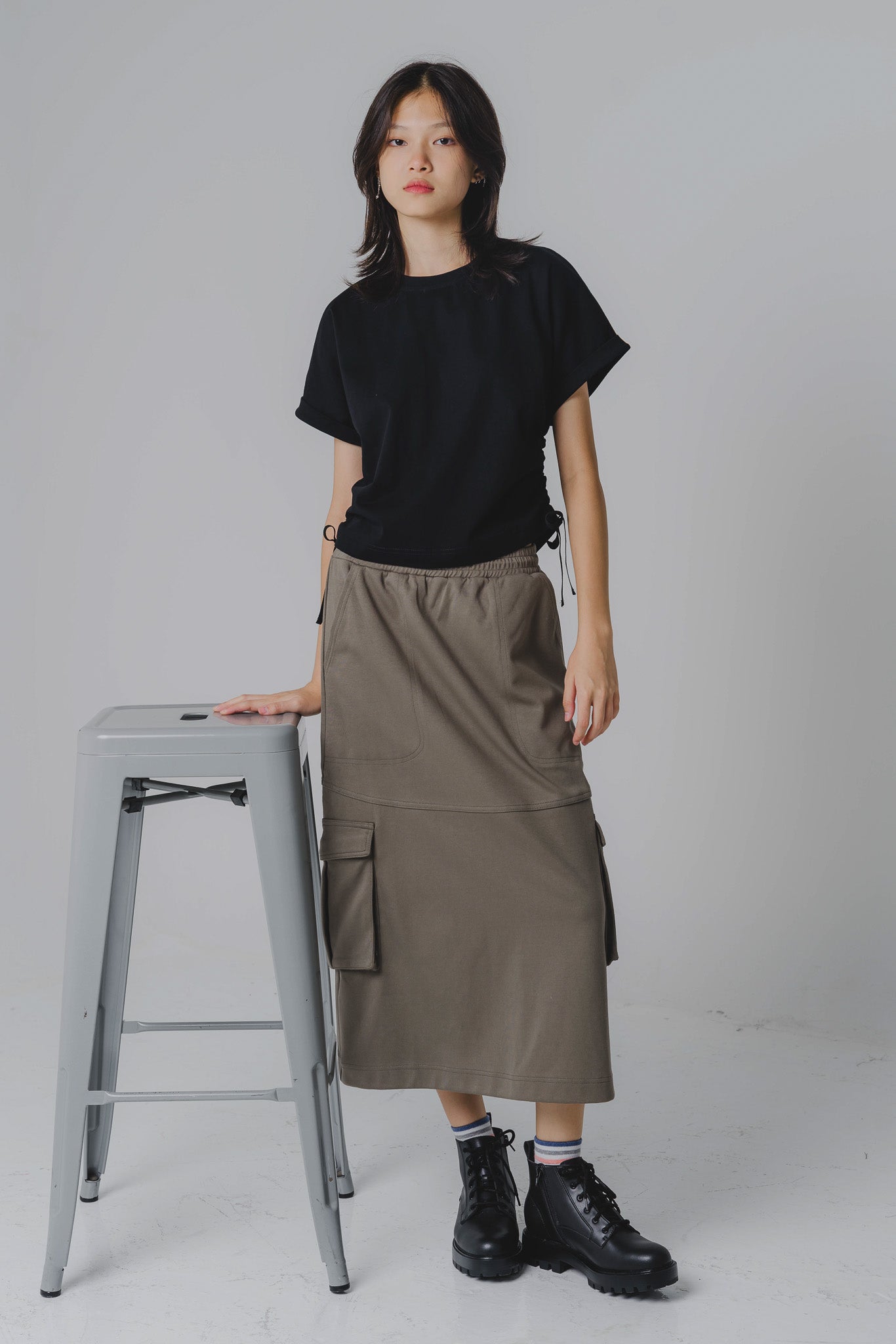 Side Ruched Cap Sleeve Top in Black