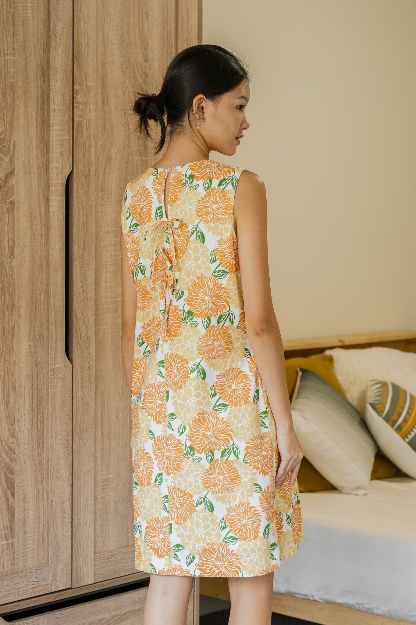 Spring Bloom Sleeveless Linen Dress
