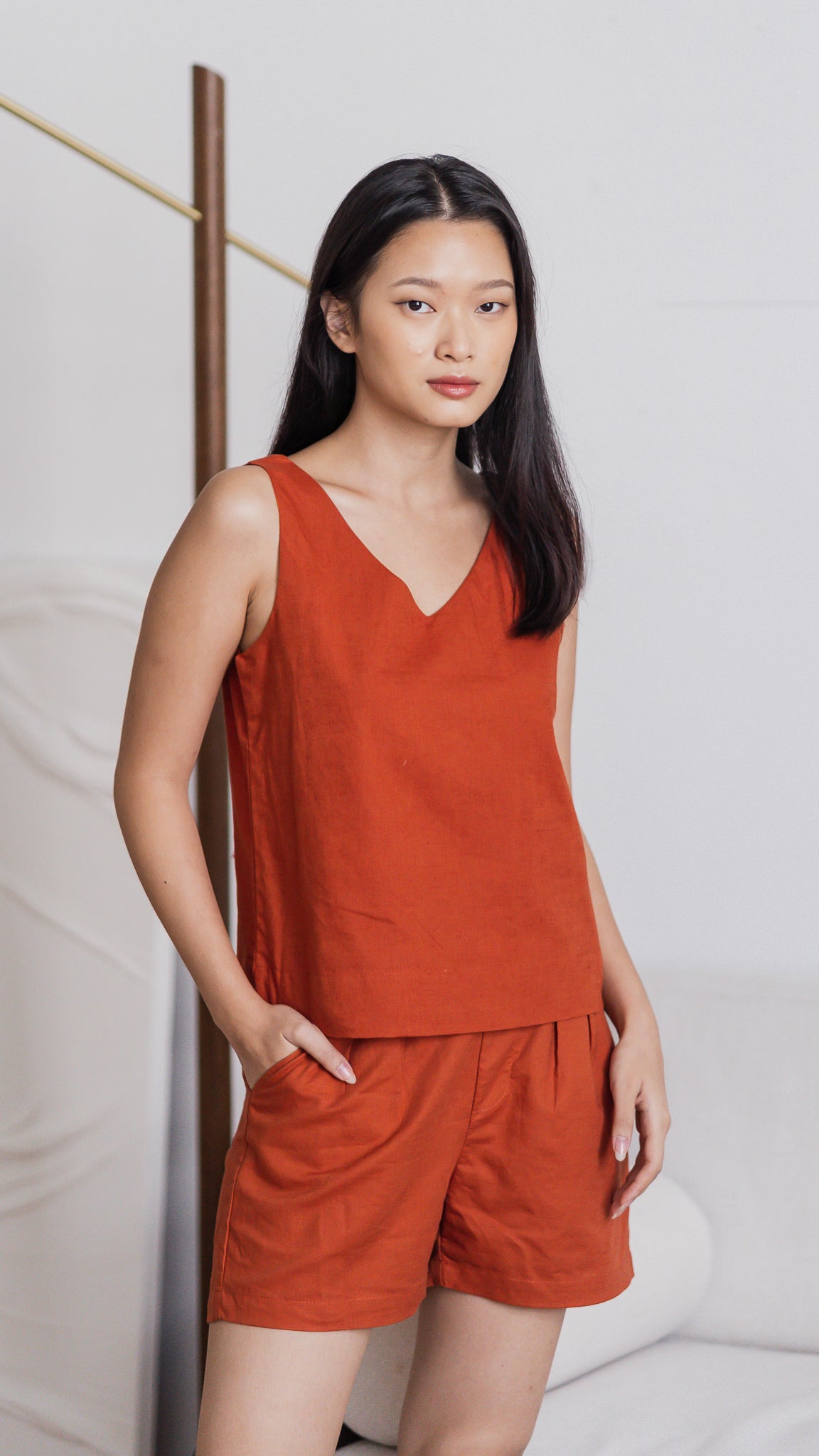 Jordan Linen Shorts in Rust