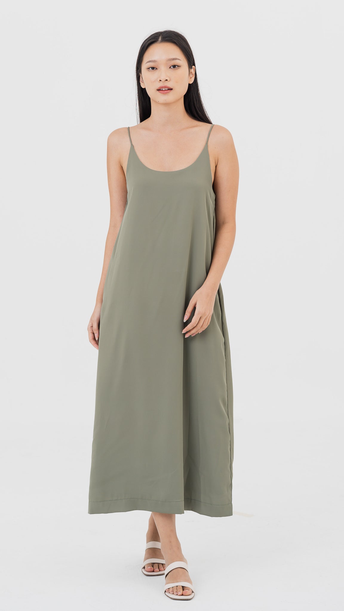 Arya Reversible Maxi Dress in Green [ONLINE ONLY]