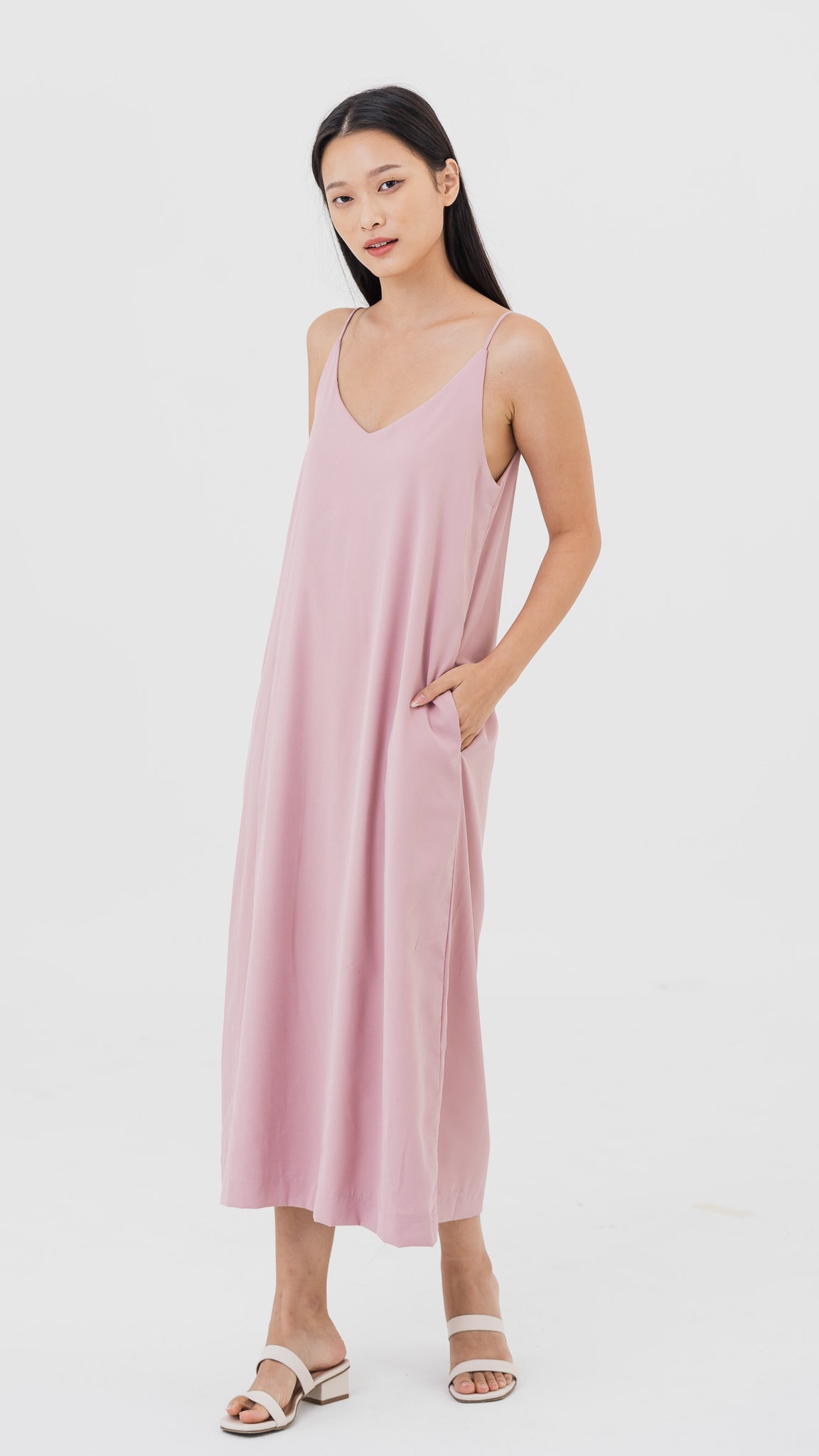 Arya Reversible Maxi Dress in Pink [ONLINE ONLY]