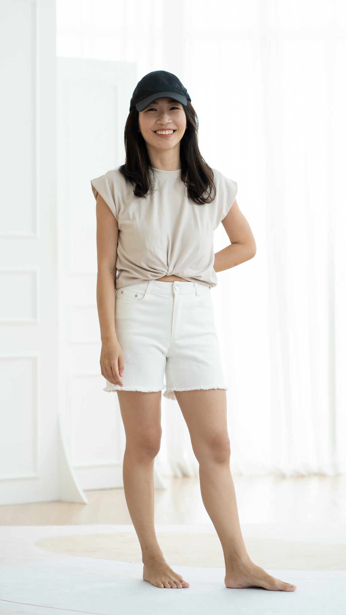 Stevie Raw Hem Denim Shorts in White [ONLINE ONLY]