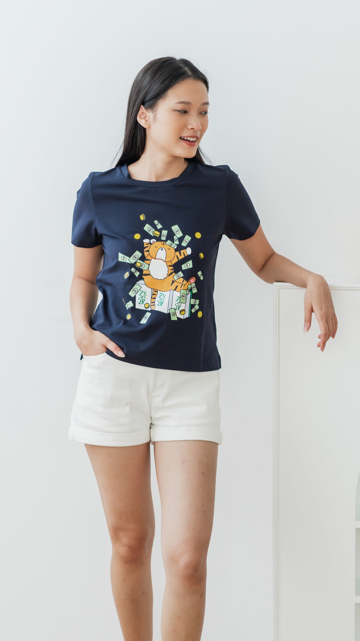 Mahjong Tiger Women's Tee in Dark Blue [ONLINE ONLY]