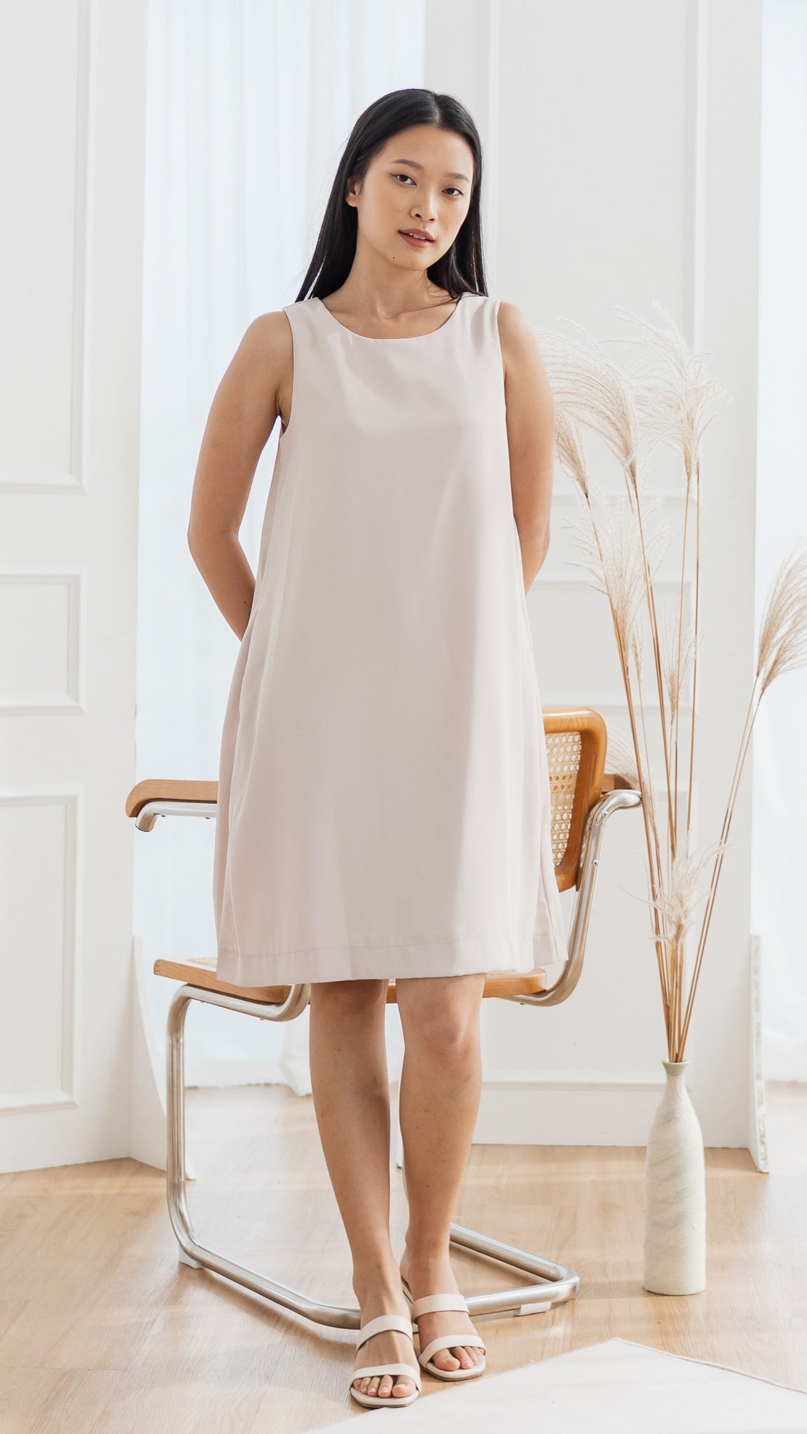 Jody Two-way Shift Dress in Khaki [ONLINE ONLY]