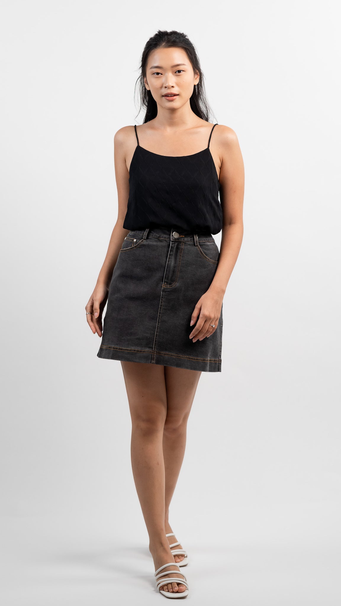 Cora Textured Two-way Camisole in Black  [ONLINE ONLY]