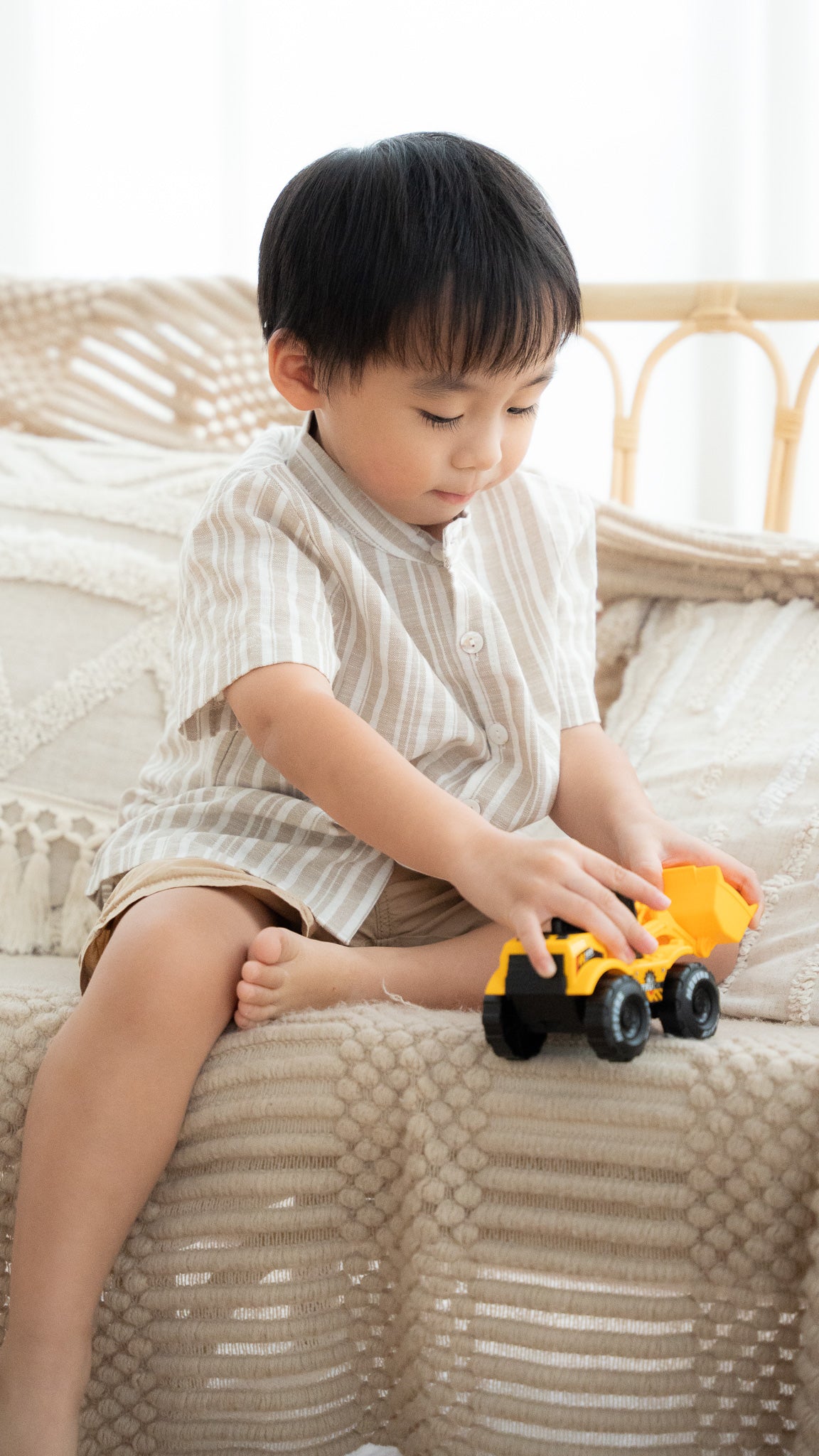 Resort Vibes Kids' Shirt in Khaki