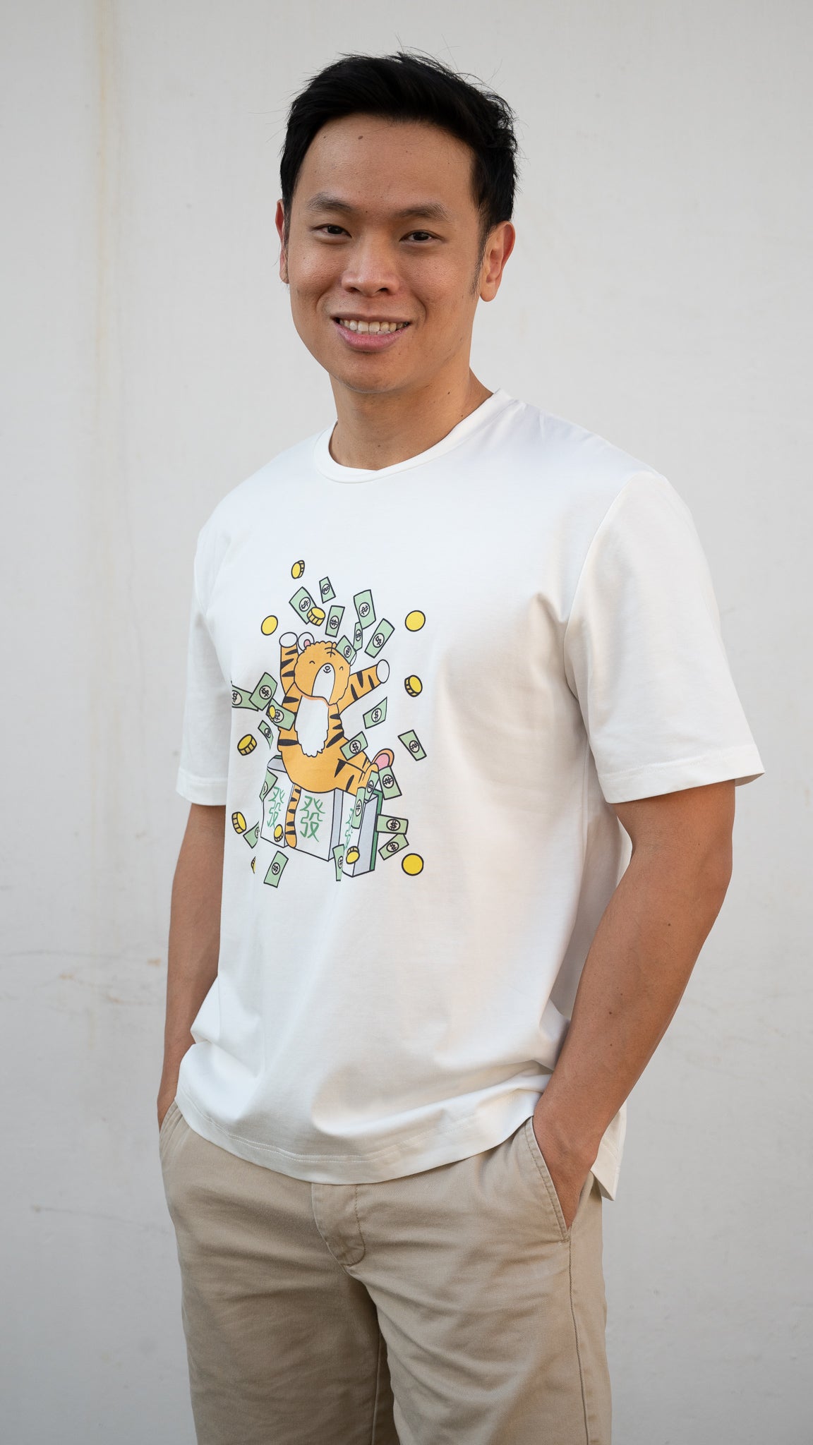 Mahjong Tiger Men's Tee in White [ONLINE ONLY]