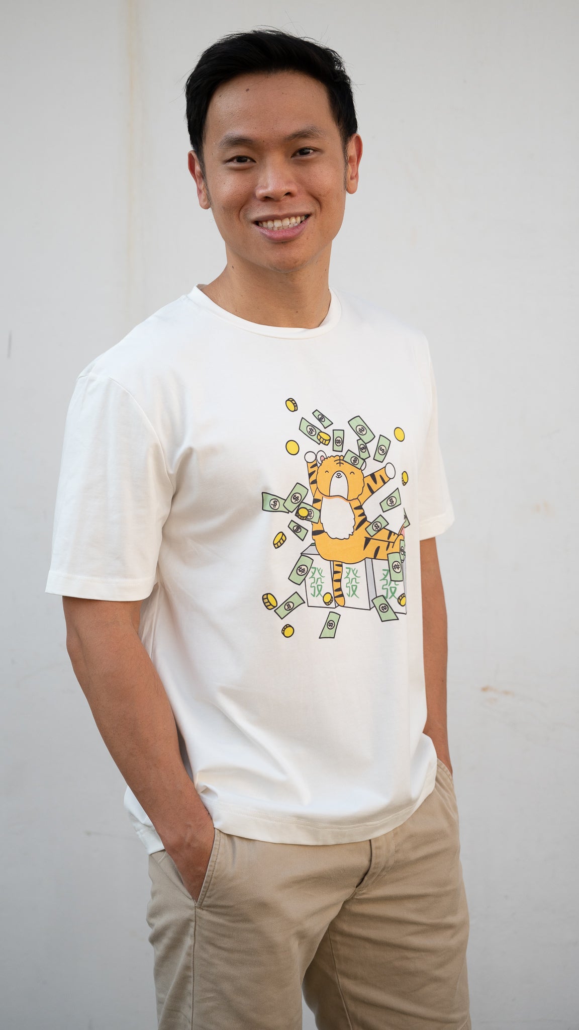 Mahjong Tiger Men's Tee in White [ONLINE ONLY]