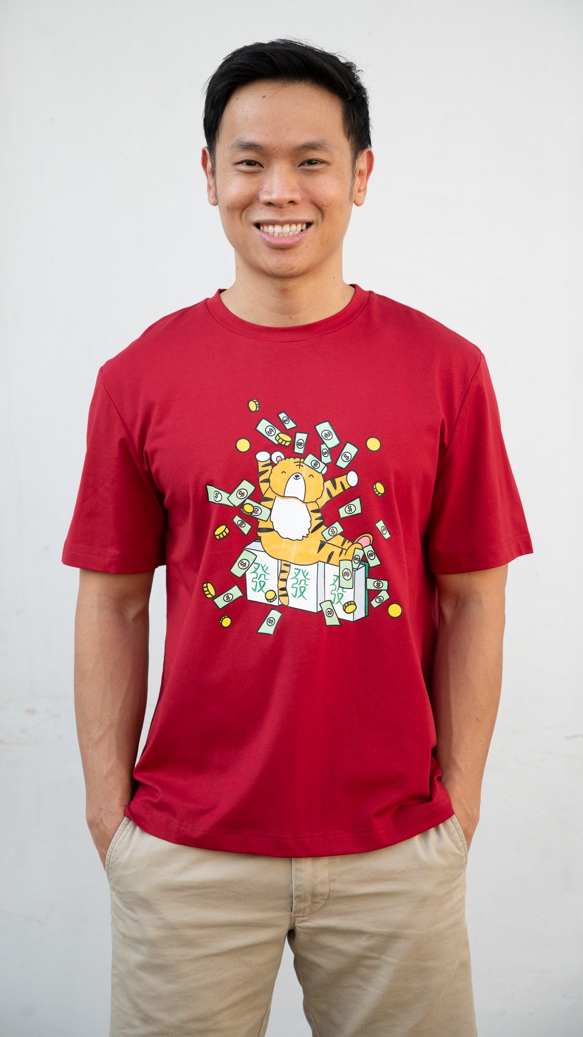 Mahjong Tiger Men's Tee in Red [ONLINE ONLY]