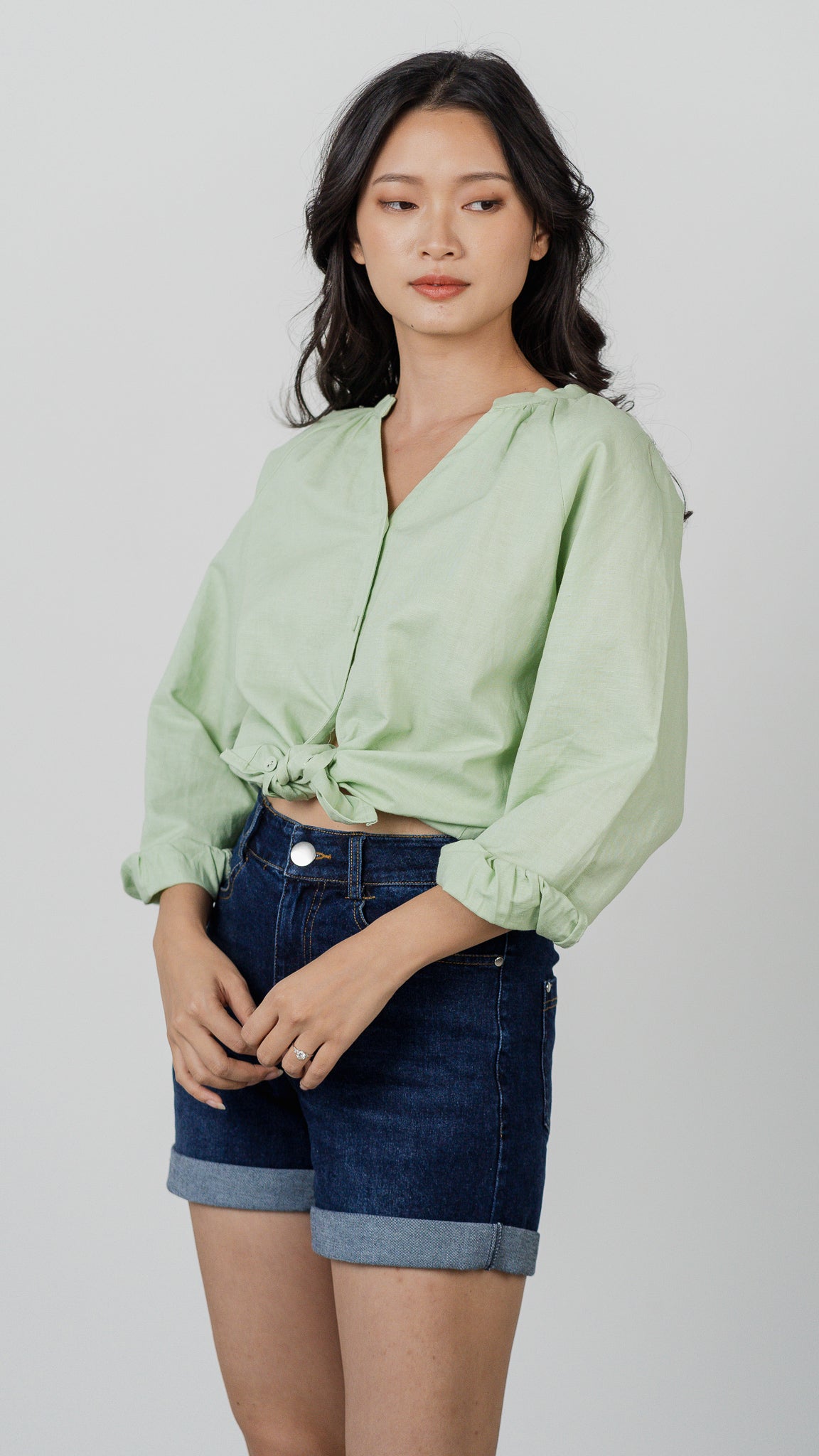 Noah Long Sleeve Linen Shirt in Light Green [ONLINE ONLY]