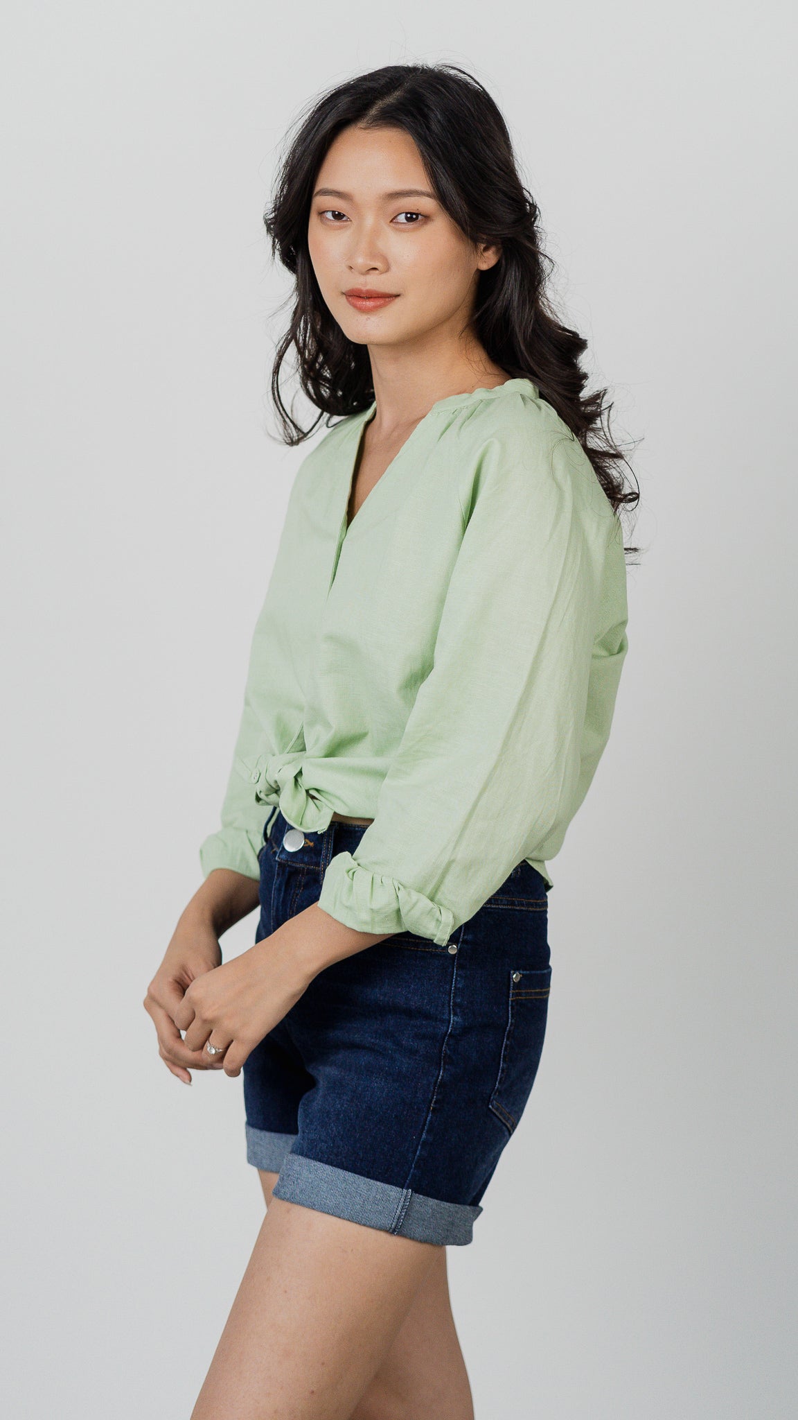 Noah Long Sleeve Linen Shirt in Light Green [ONLINE ONLY]