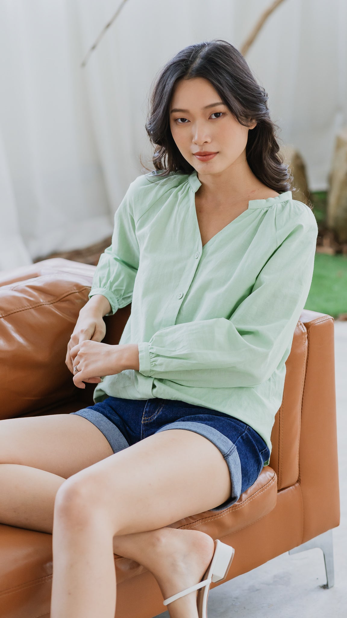 Noah Long Sleeve Linen Shirt in Light Green [ONLINE ONLY]