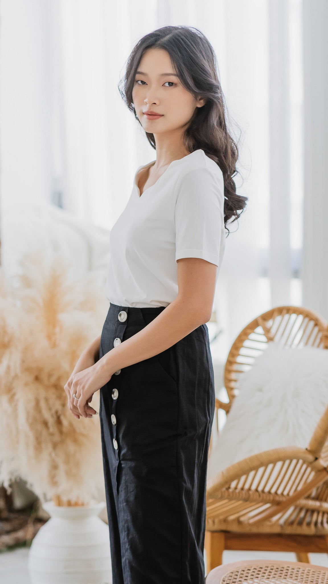 An Essential Two-way Tee in White [ONLINE ONLY]