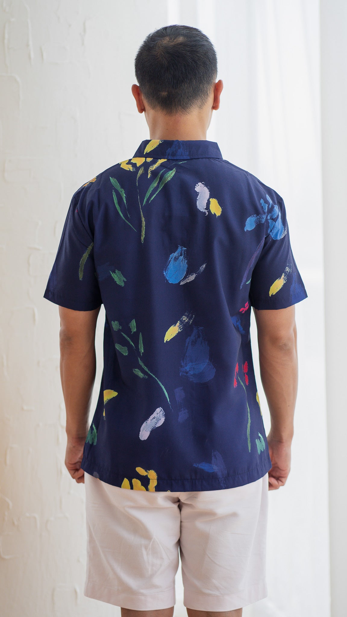 Wildflowers Men's Shirt in Navy [ONLINE ONLY]