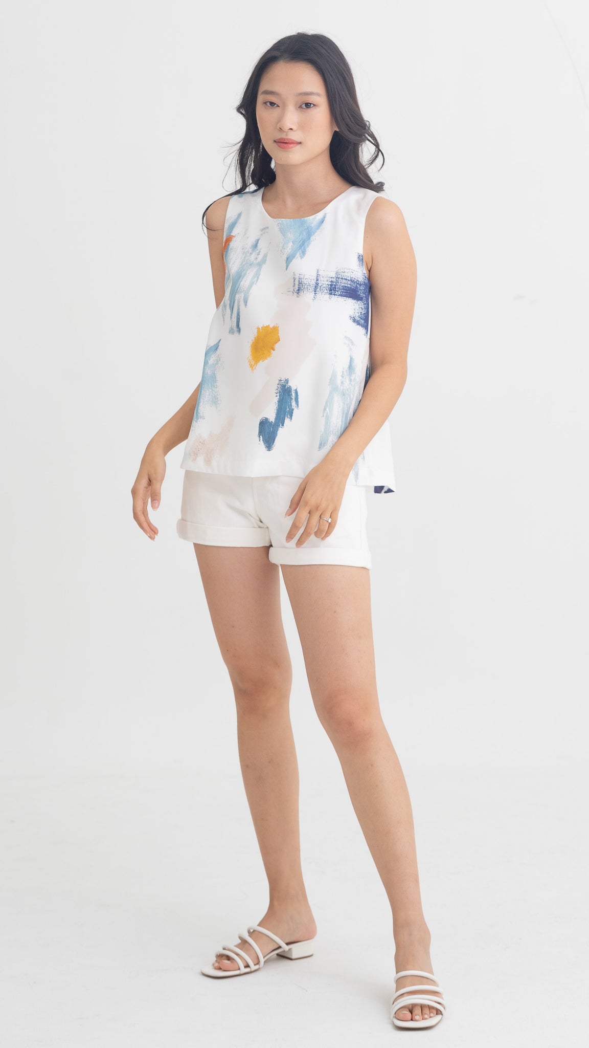 If I Were A Painter Sleeveless Blouse in White