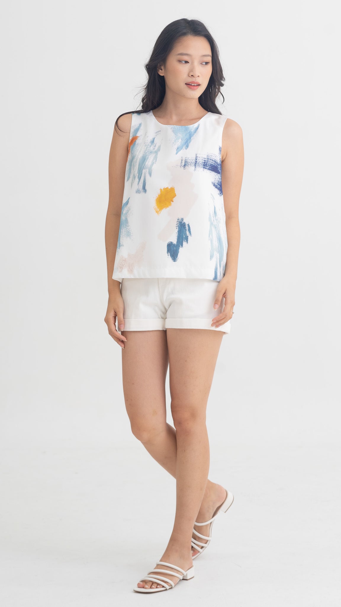 If I Were A Painter Sleeveless Blouse in White