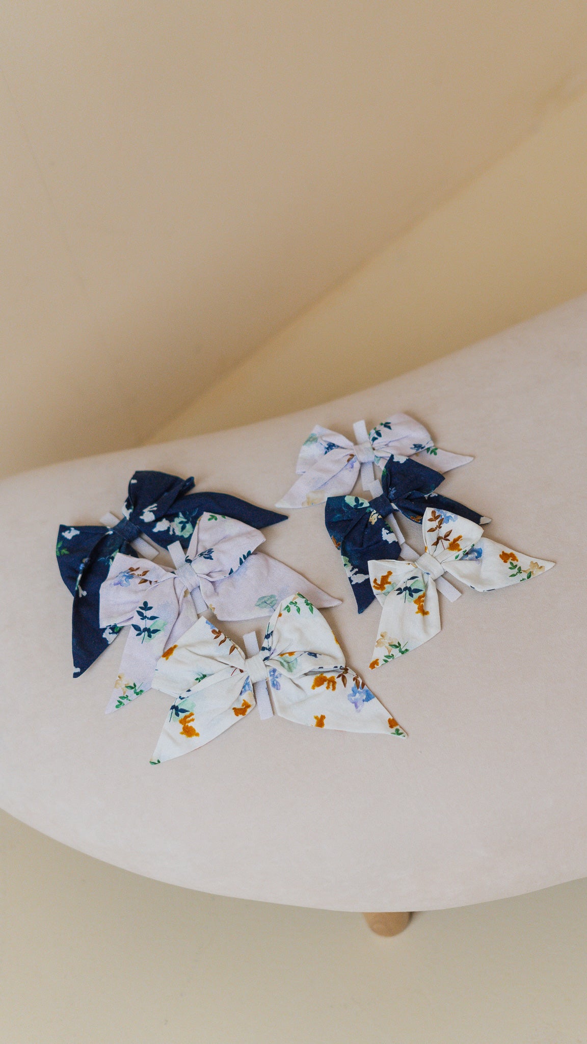 Leaps & Bounds Pet Bow in Lilac