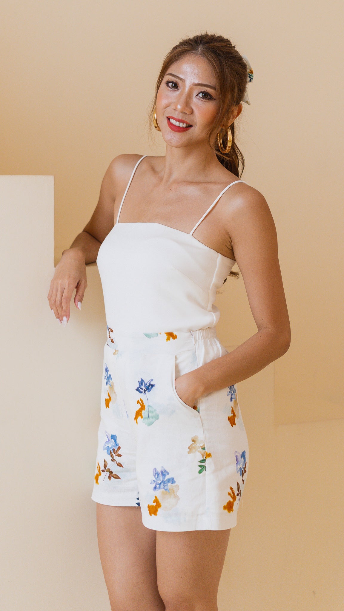 Leaps & Bounds Linen Shorts in White