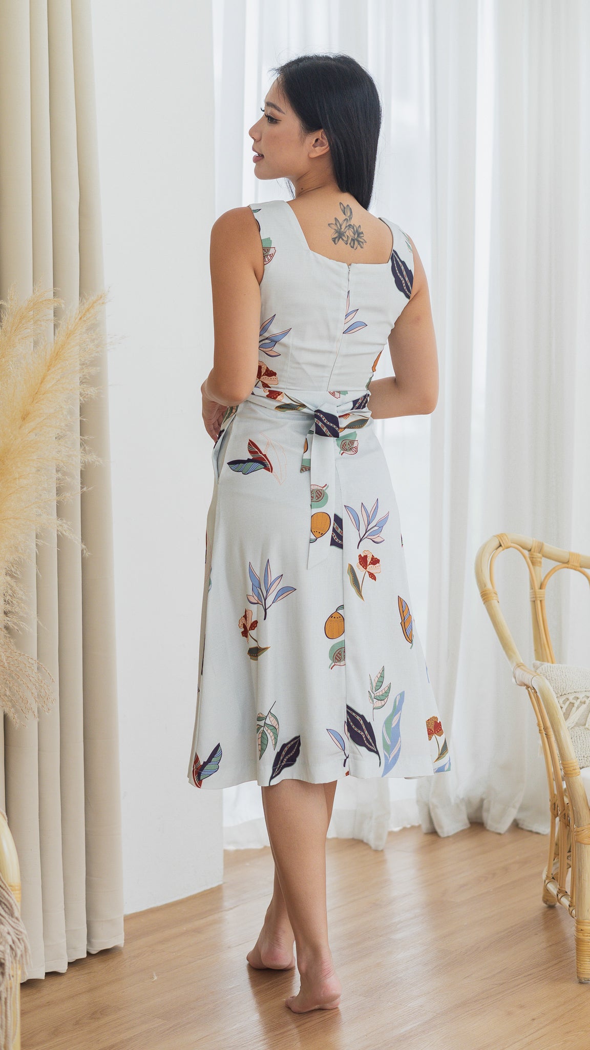 Don't Stop BeLEAFing Midi Dress in Green [ONLINE ONLY]