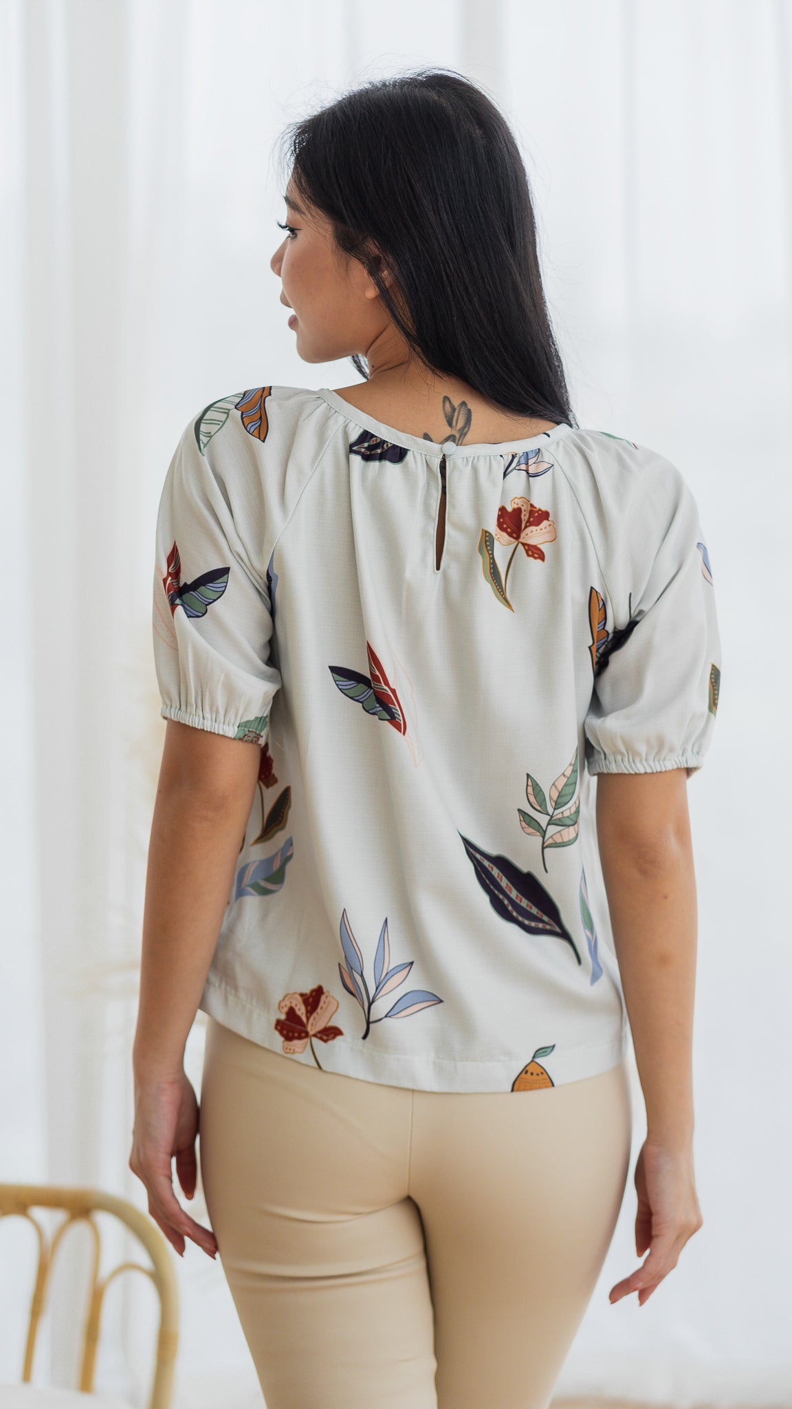 Don't Stop BeLEAFing Sleeved Blouse in Green [ONLINE ONLY]