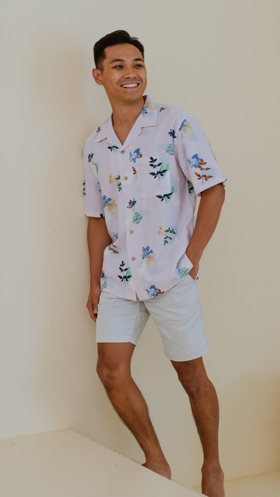 Leaps & Bounds Men's Camp Collar Linen Shirt in Lilac