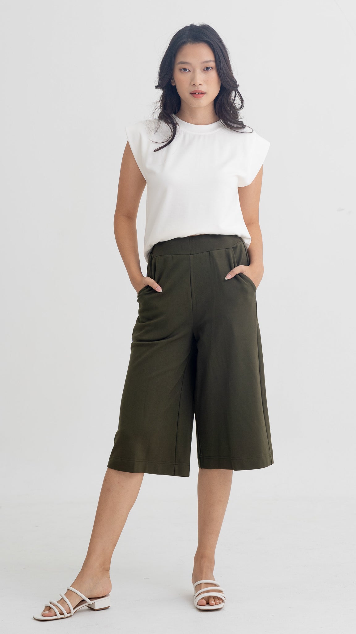 Everyday Broad Berms in Army Green [ONLINE ONLY]