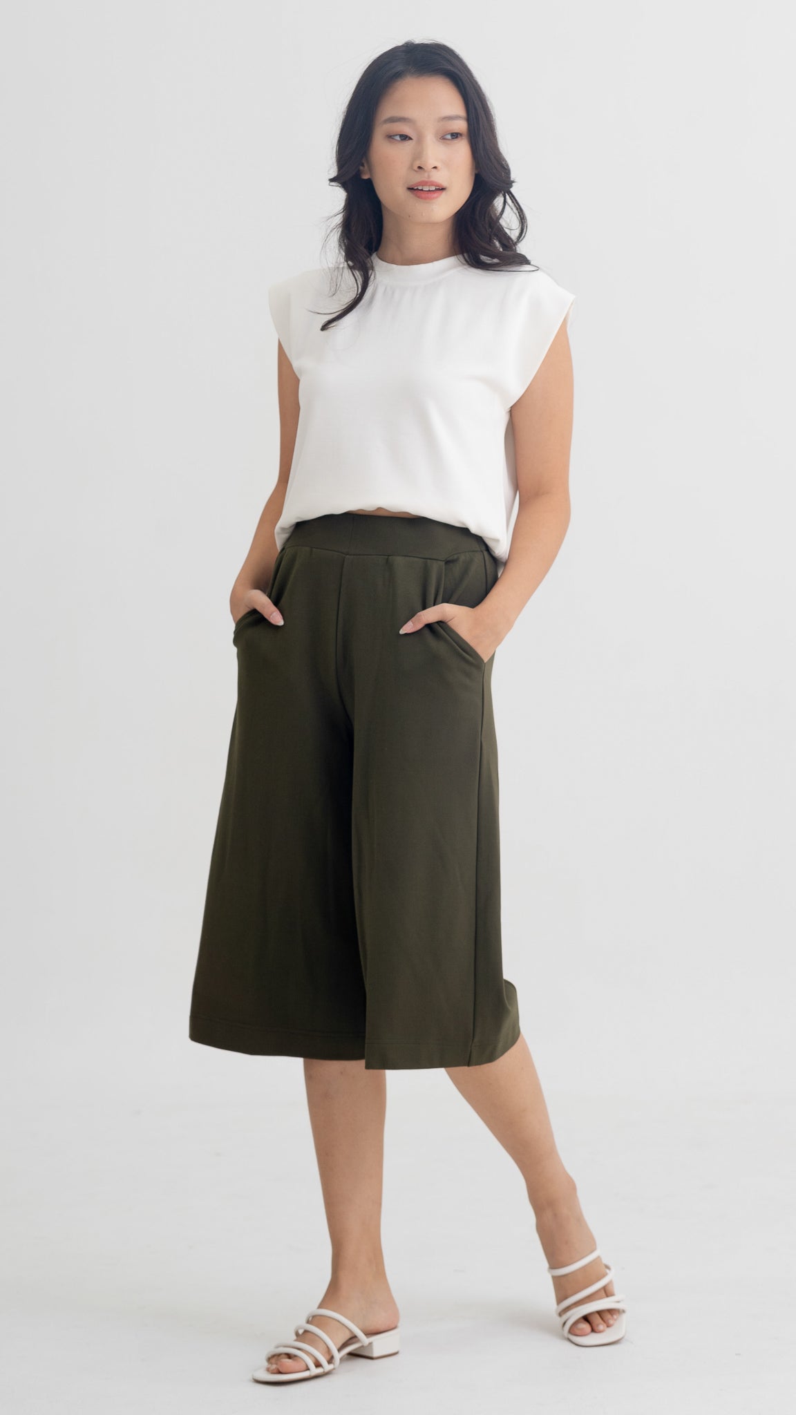 Everyday Broad Berms in Army Green [ONLINE ONLY]