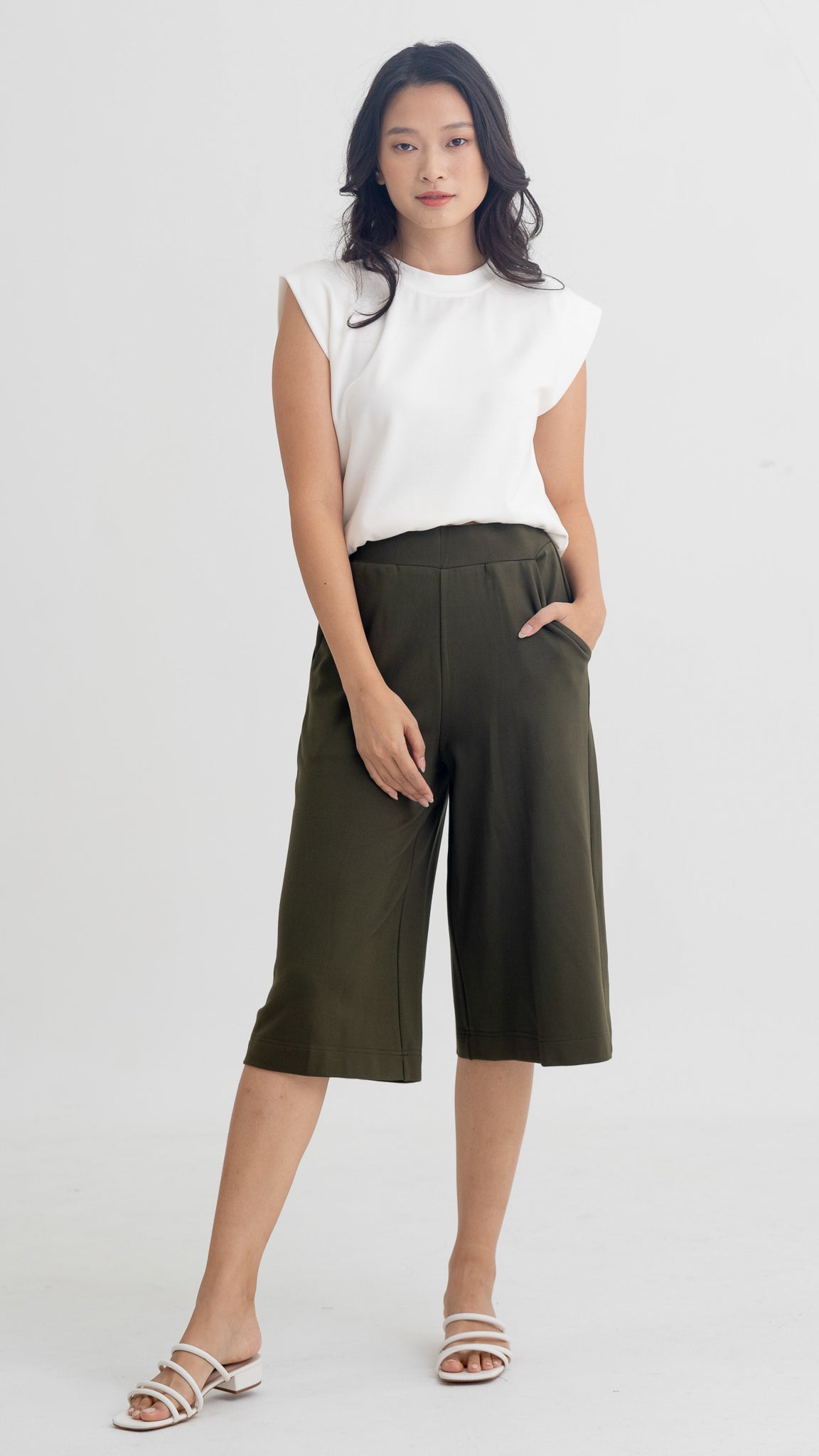 Everyday Broad Berms in Army Green [ONLINE ONLY]