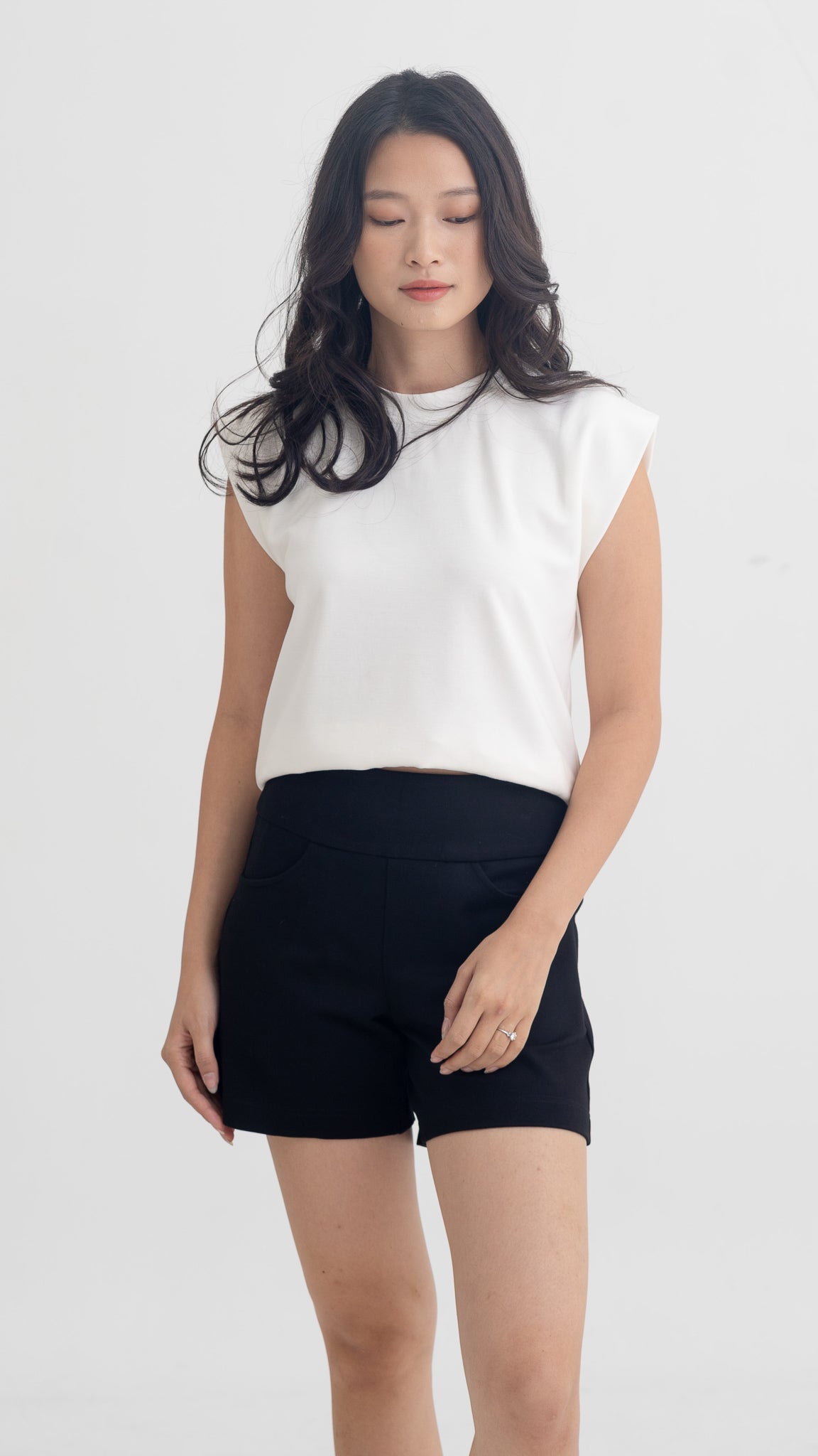 Everyday Basic Shorts in Black [ONLINE ONLY]
