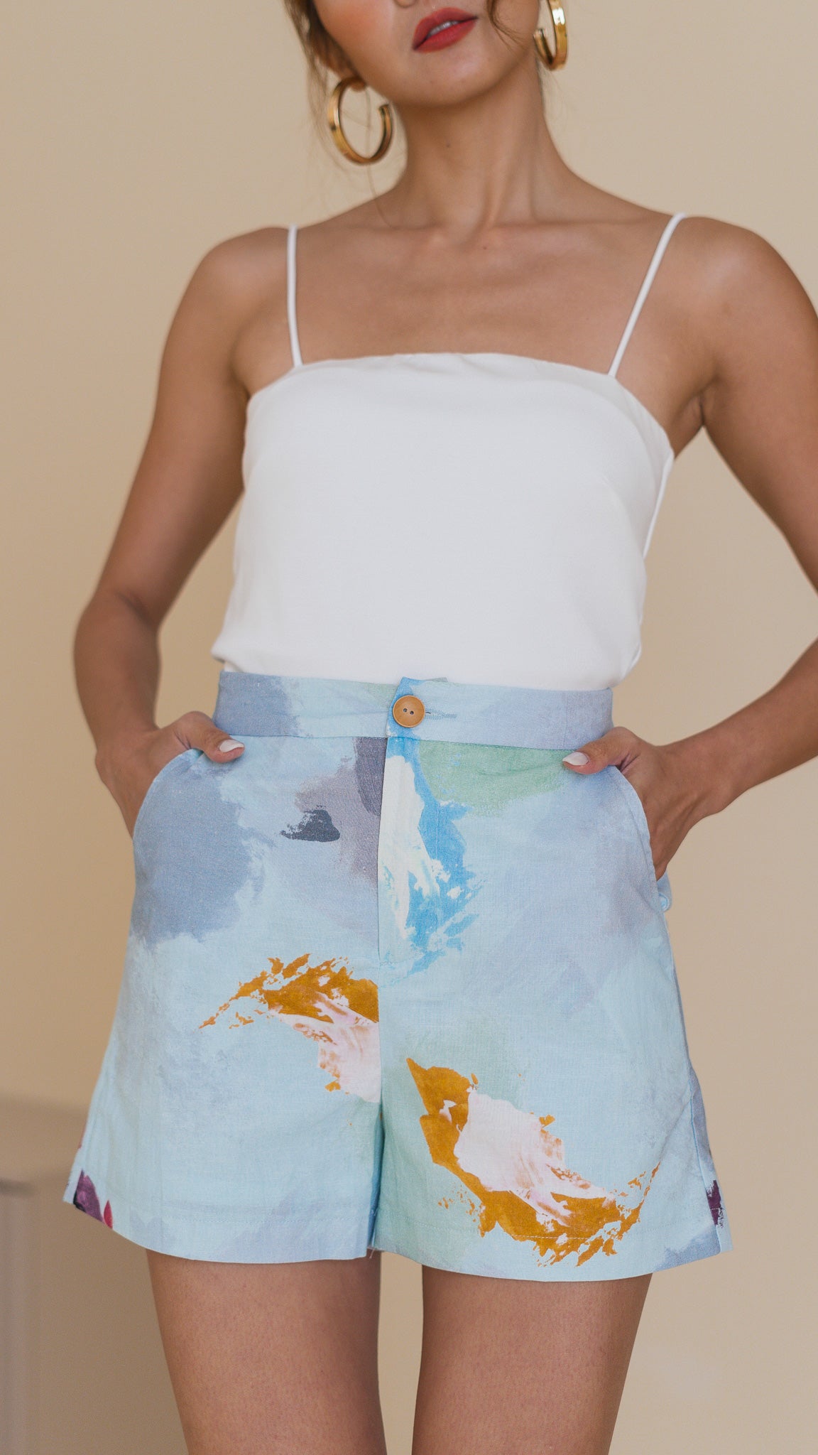 Life On A Canvas Linen Shorts in Light Blue